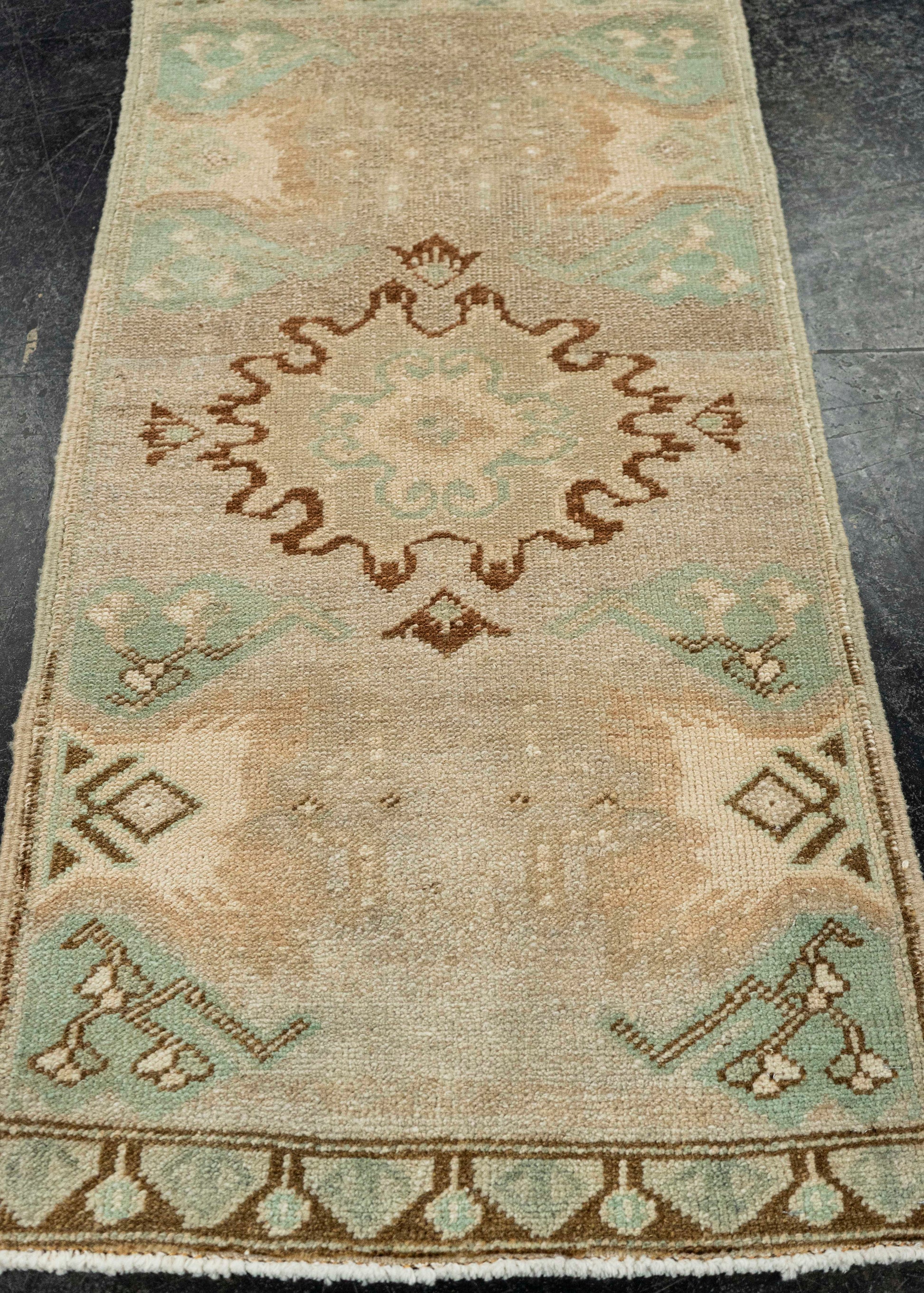 Turkish Yastik Rug  1'8" x  3'5" #22538