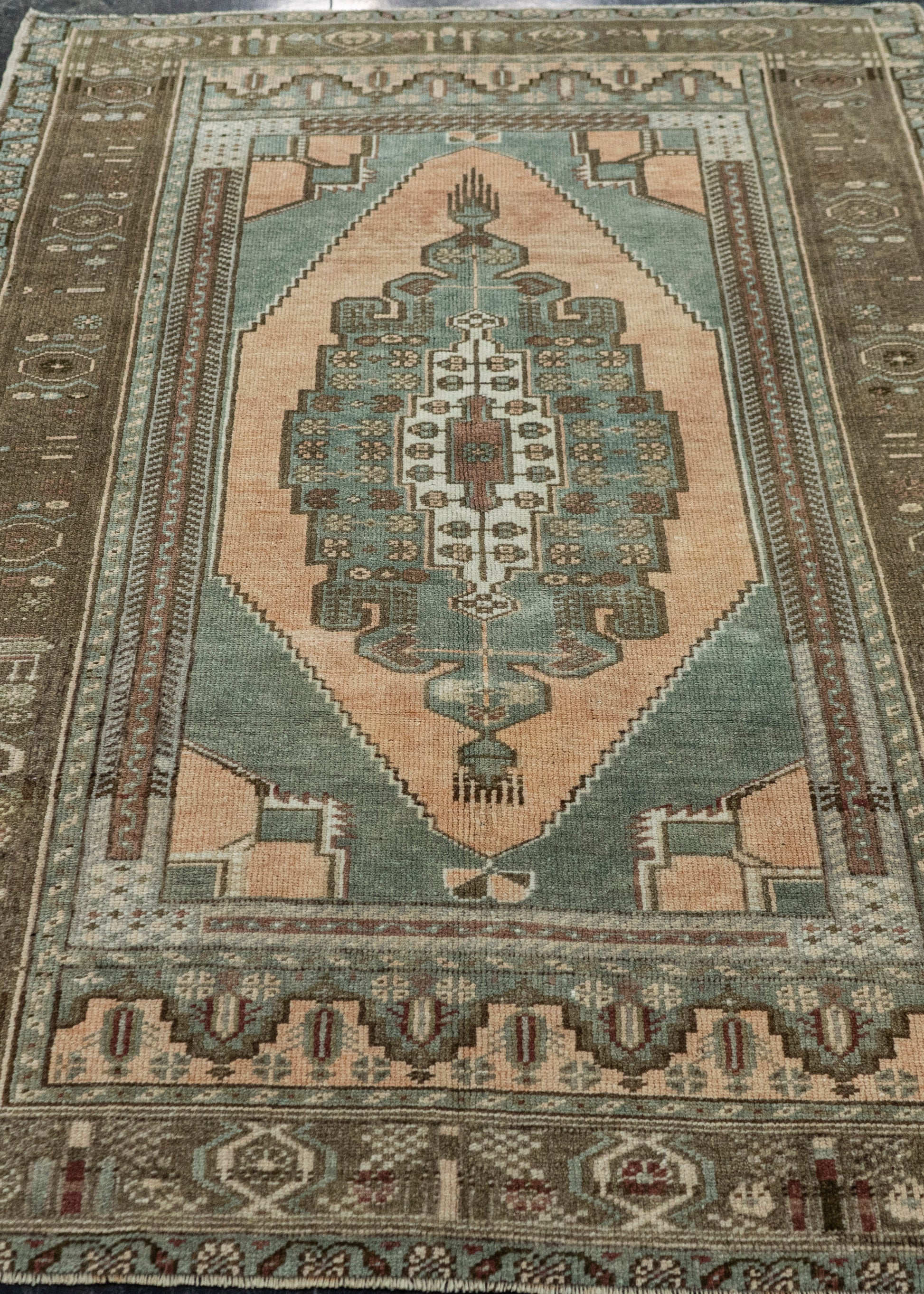 Turkish Vintage Rug  3'8" x 5'9" #20719