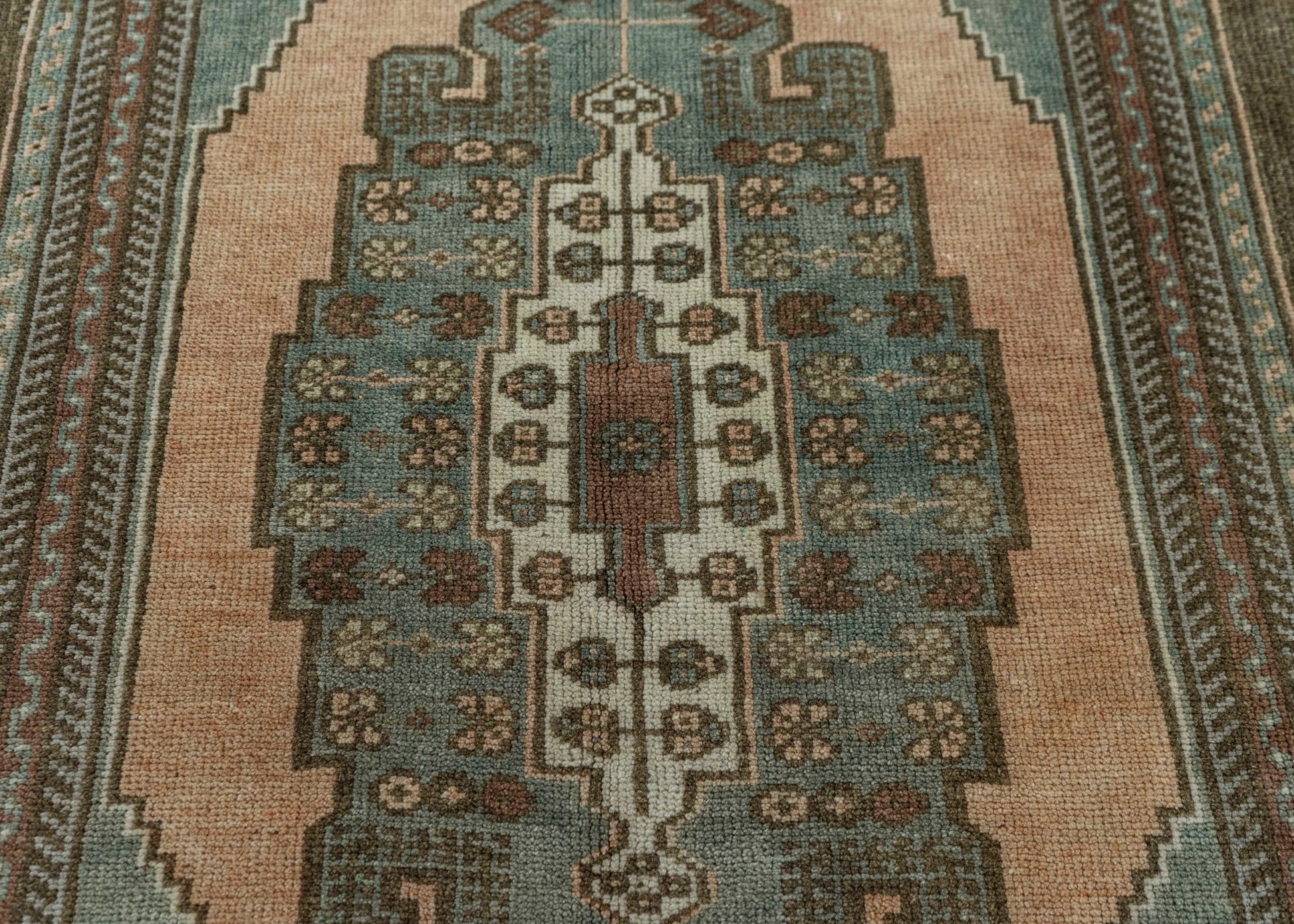 Turkish Vintage Rug  3'8" x 5'9" #20719
