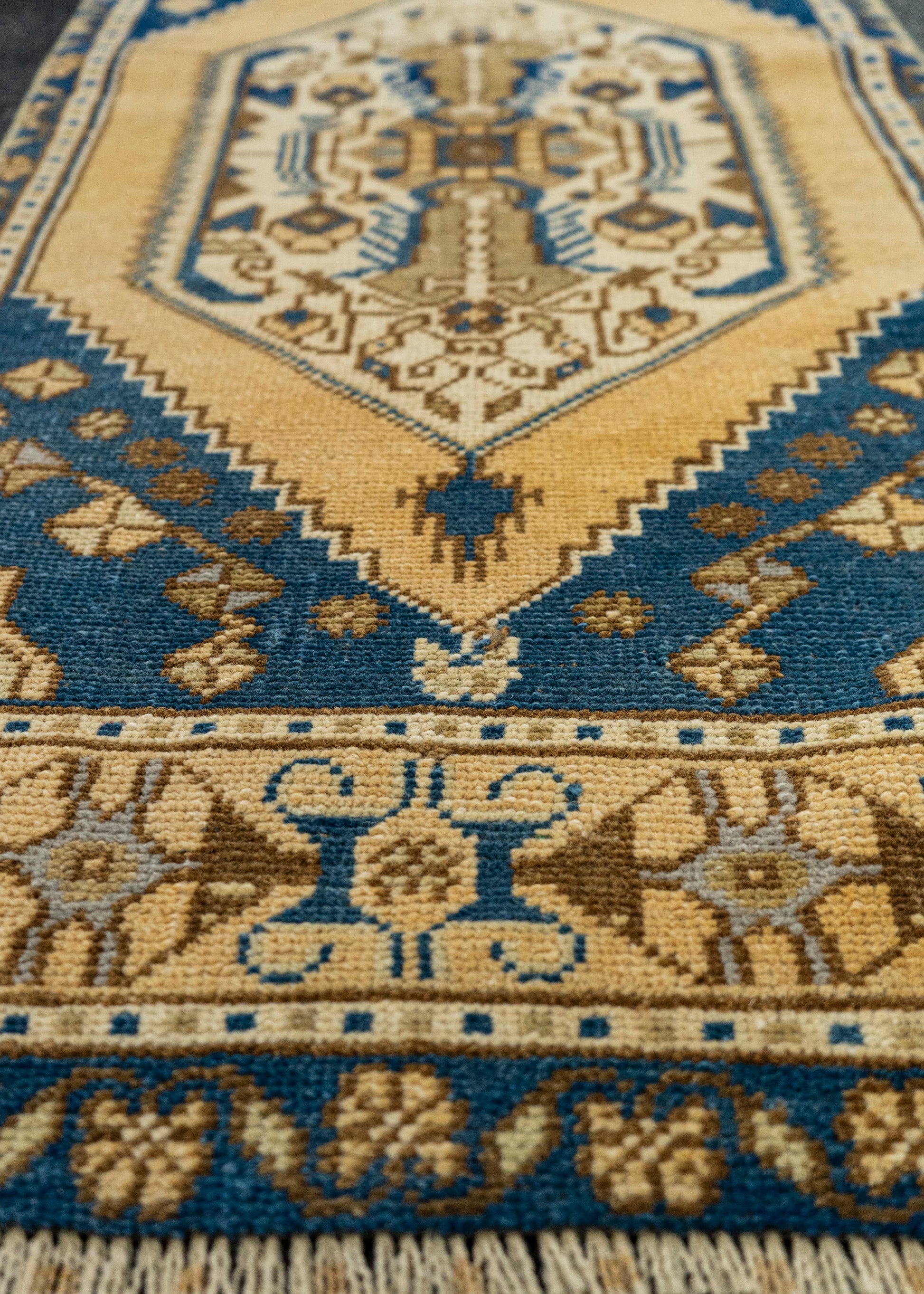 Turkish Yastik Rug  1'8" x  4'0" #22603