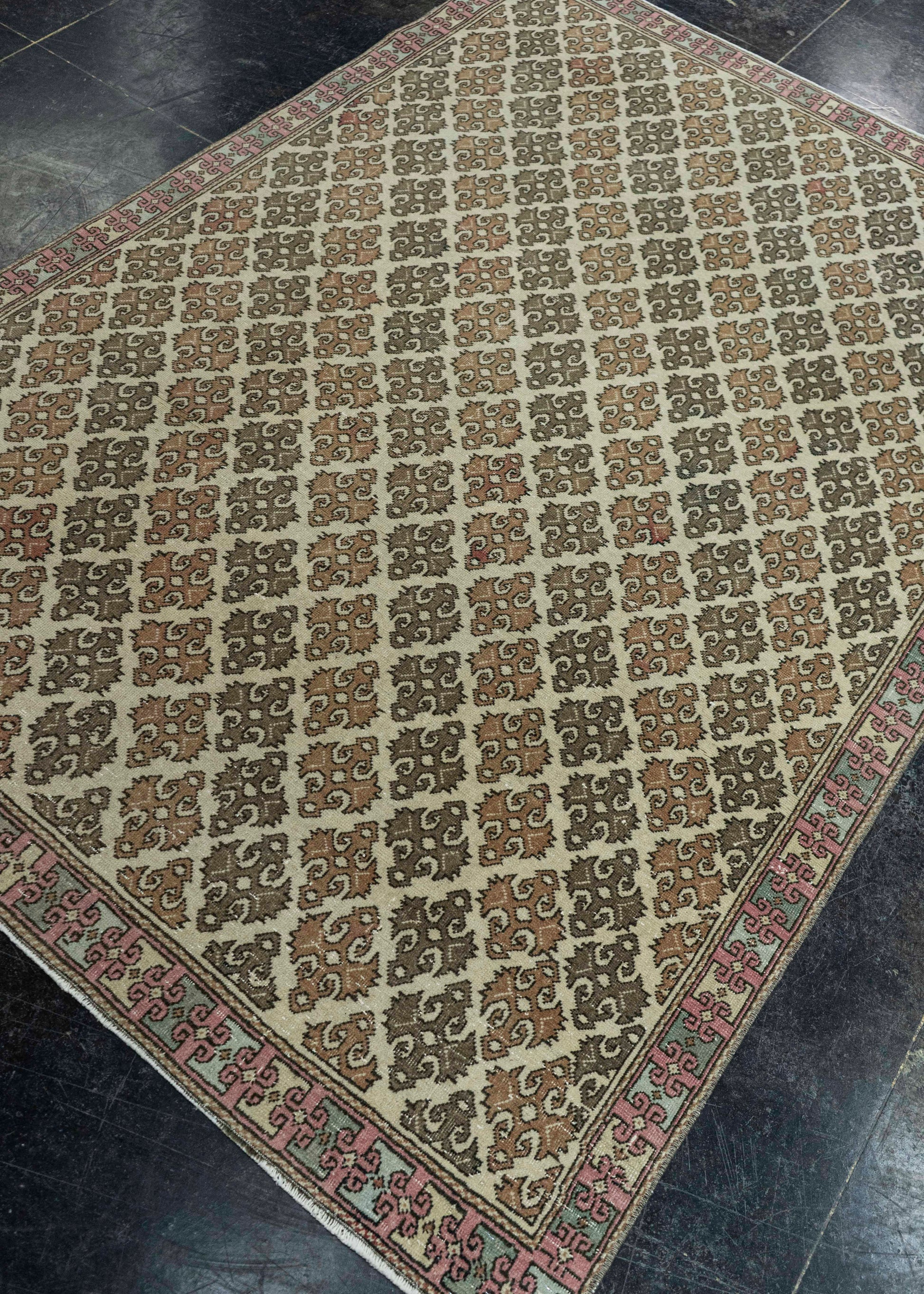 Turkish Vintage Rug  4'4" x 6'3" #20710