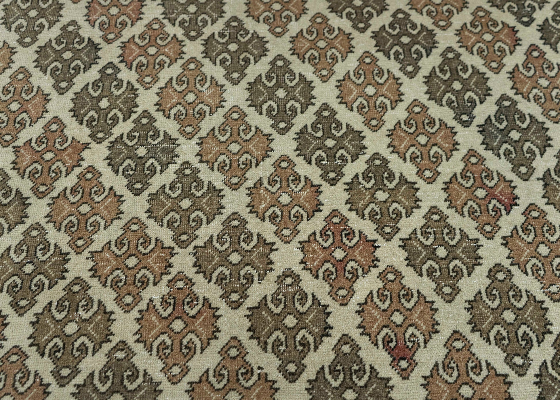 Turkish Vintage Rug  4'4" x 6'3" #20710