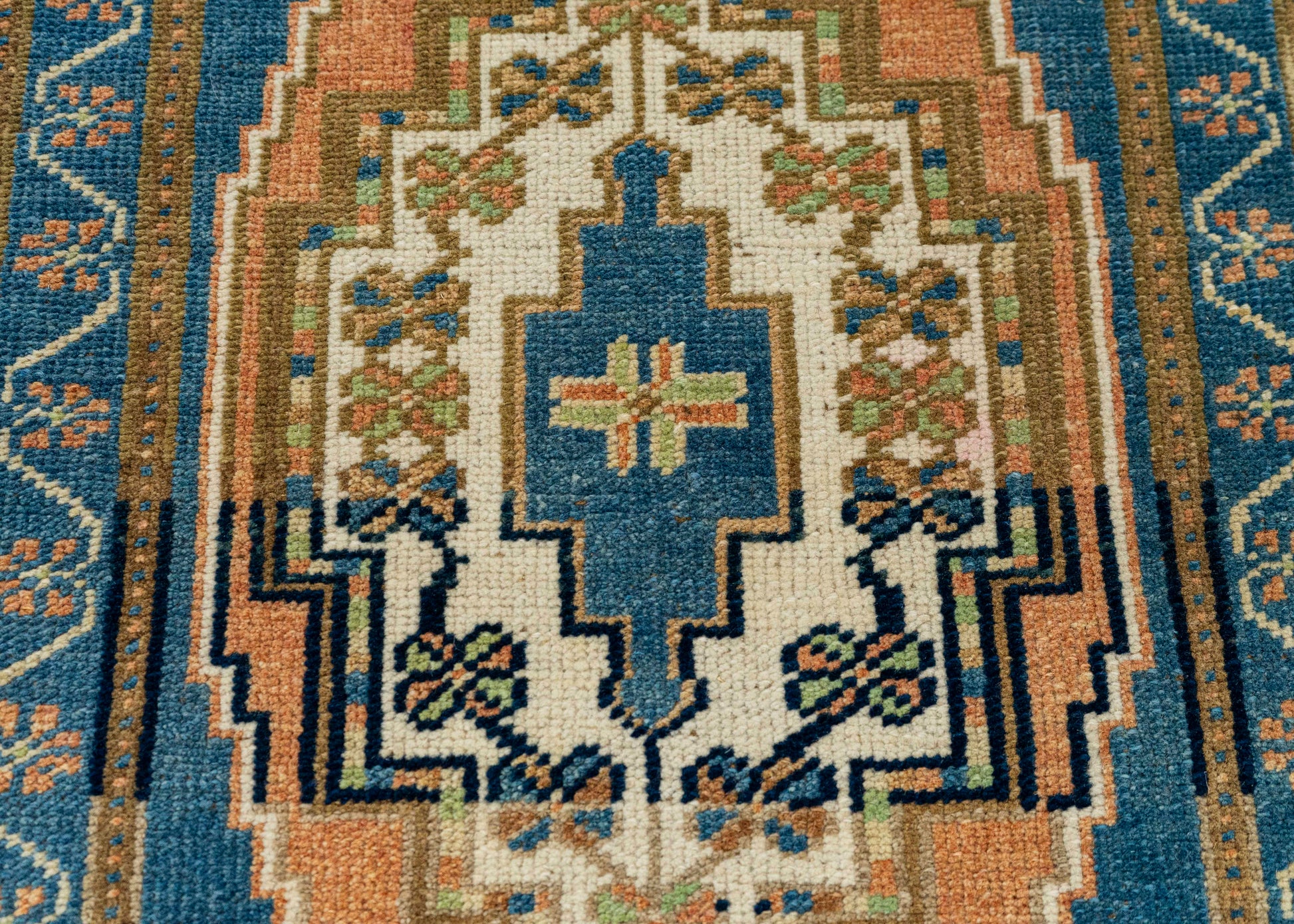 Turkish Yastik Rug  1'9" x  3'5" #22624
