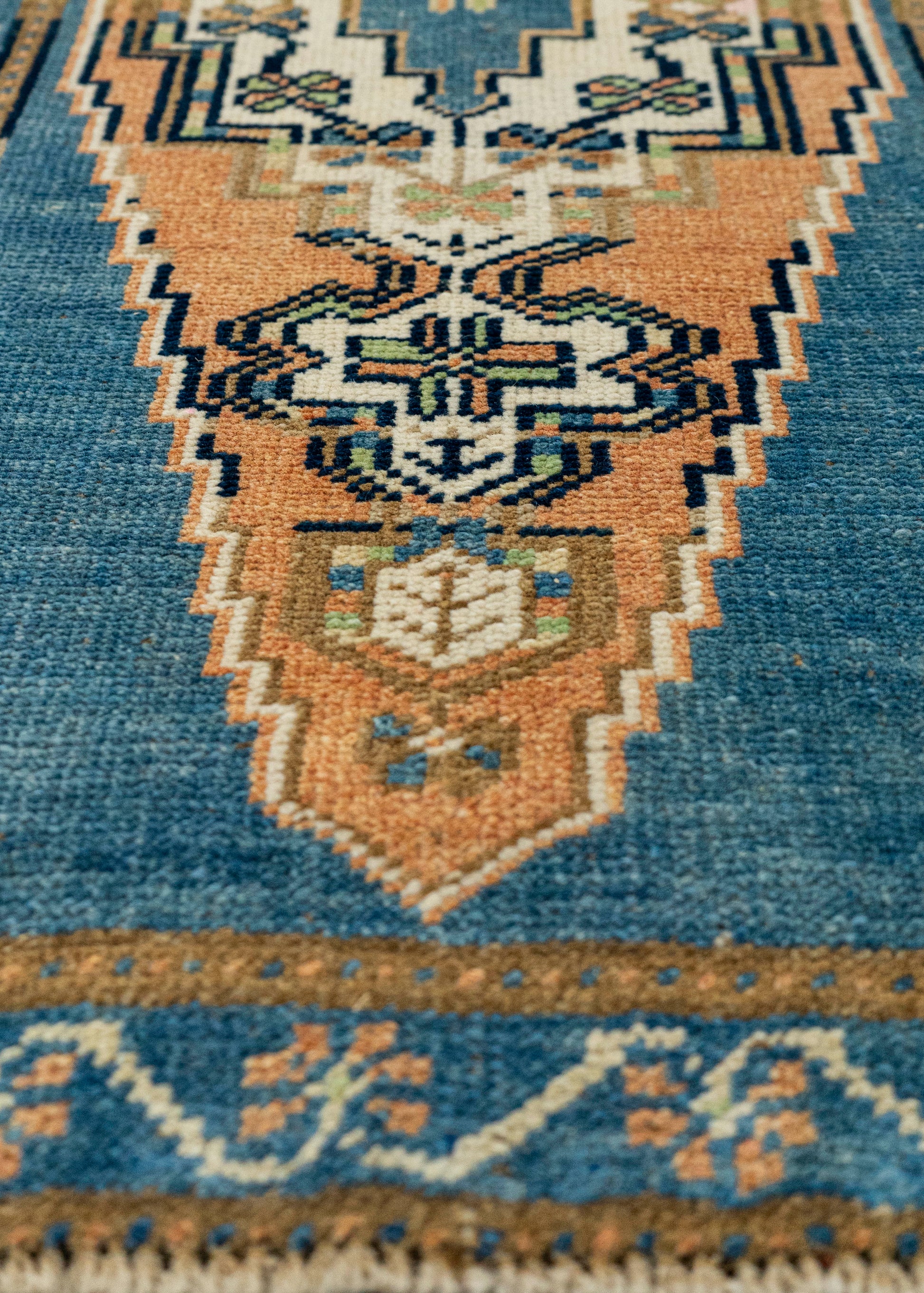 Turkish Yastik Rug  1'9" x  3'5" #22624
