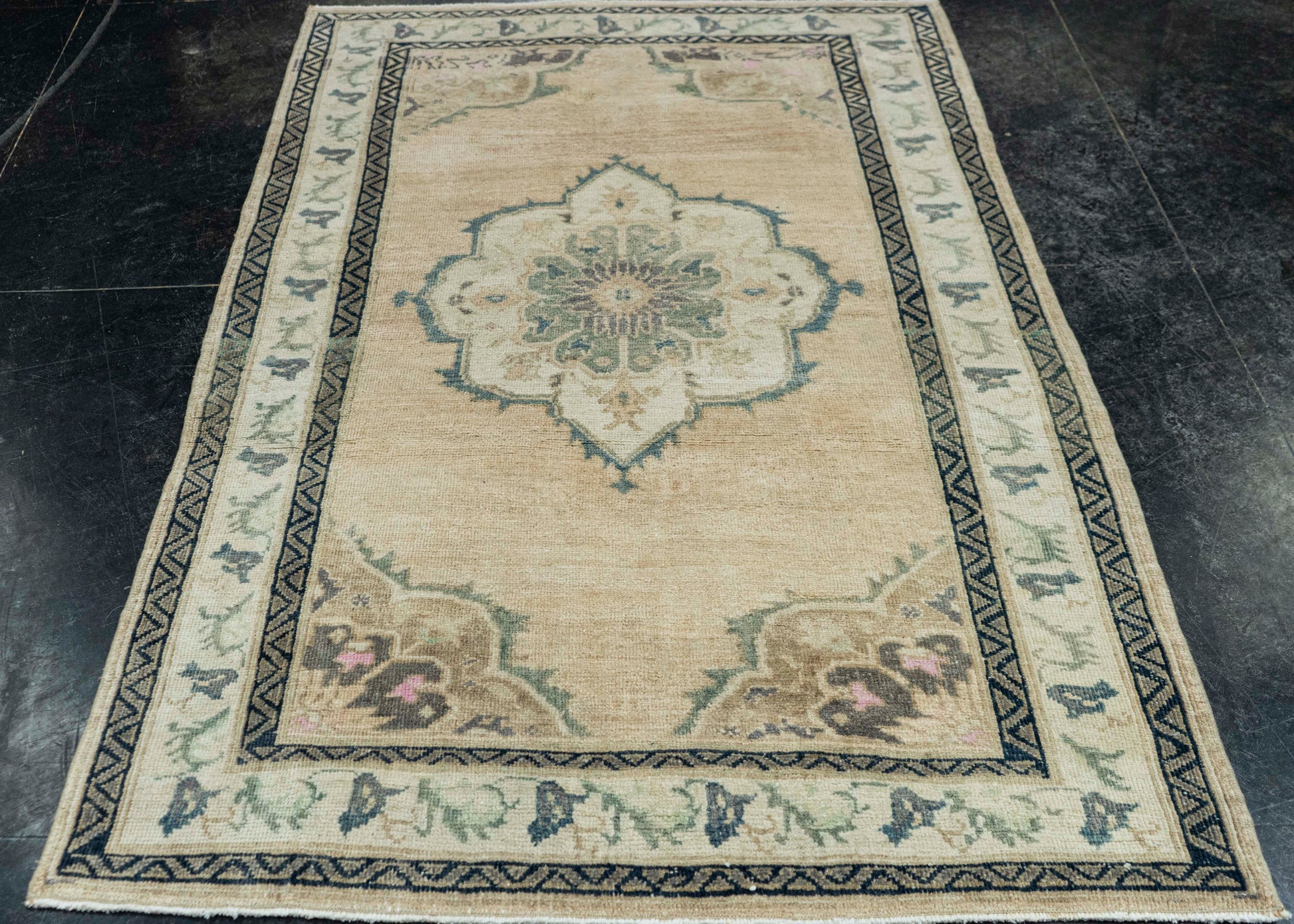 Turkish Vintage Rug  3'11" x 6' #20704