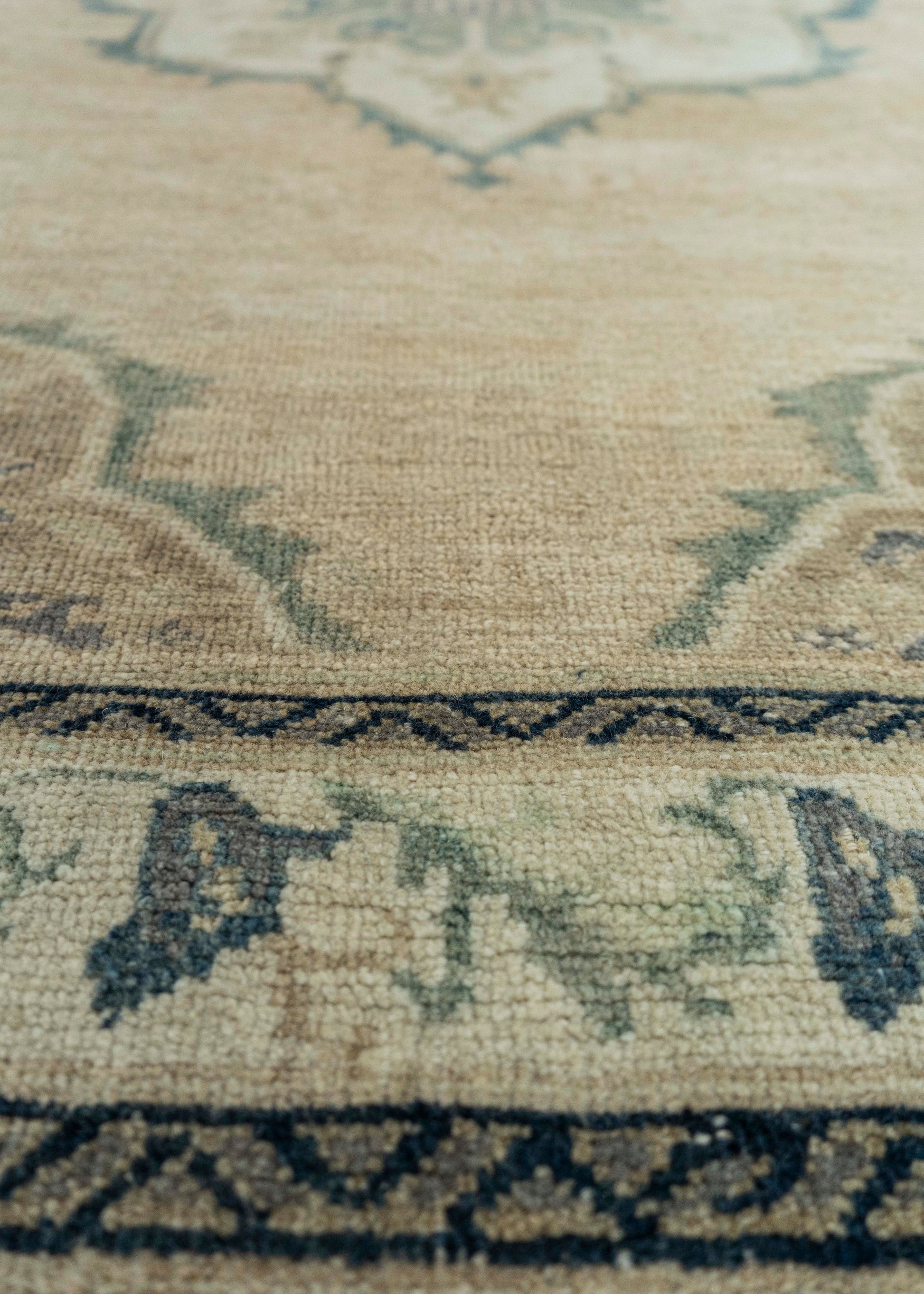 Turkish Vintage Rug  3'11" x 6' #20704