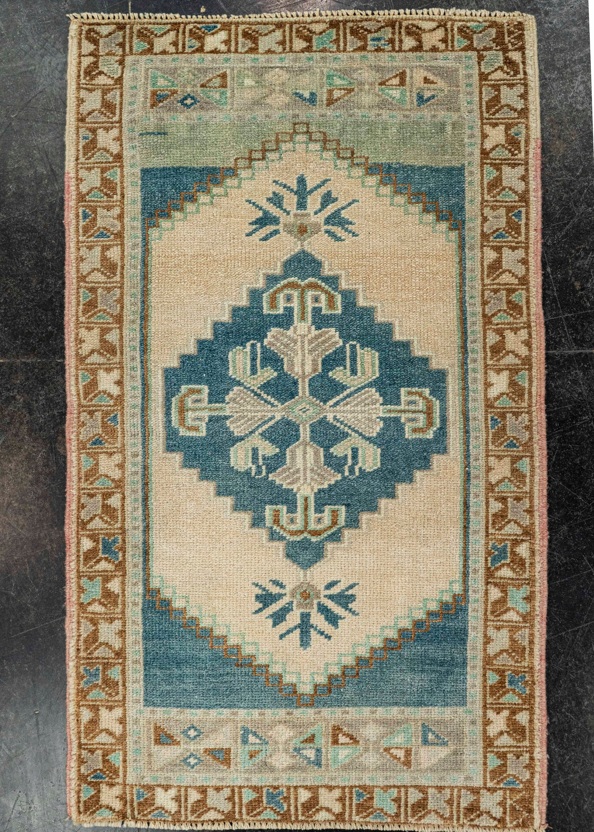 Turkish Yastik Rug  2'0" x  3'3" #22541