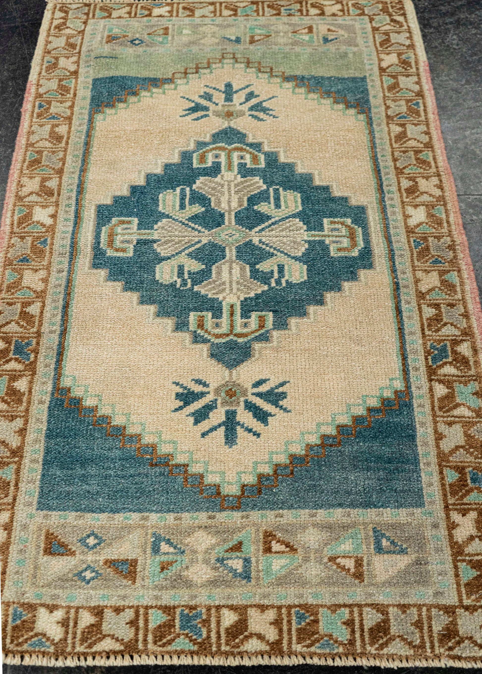 Turkish Yastik Rug  2'0" x  3'3" #22541