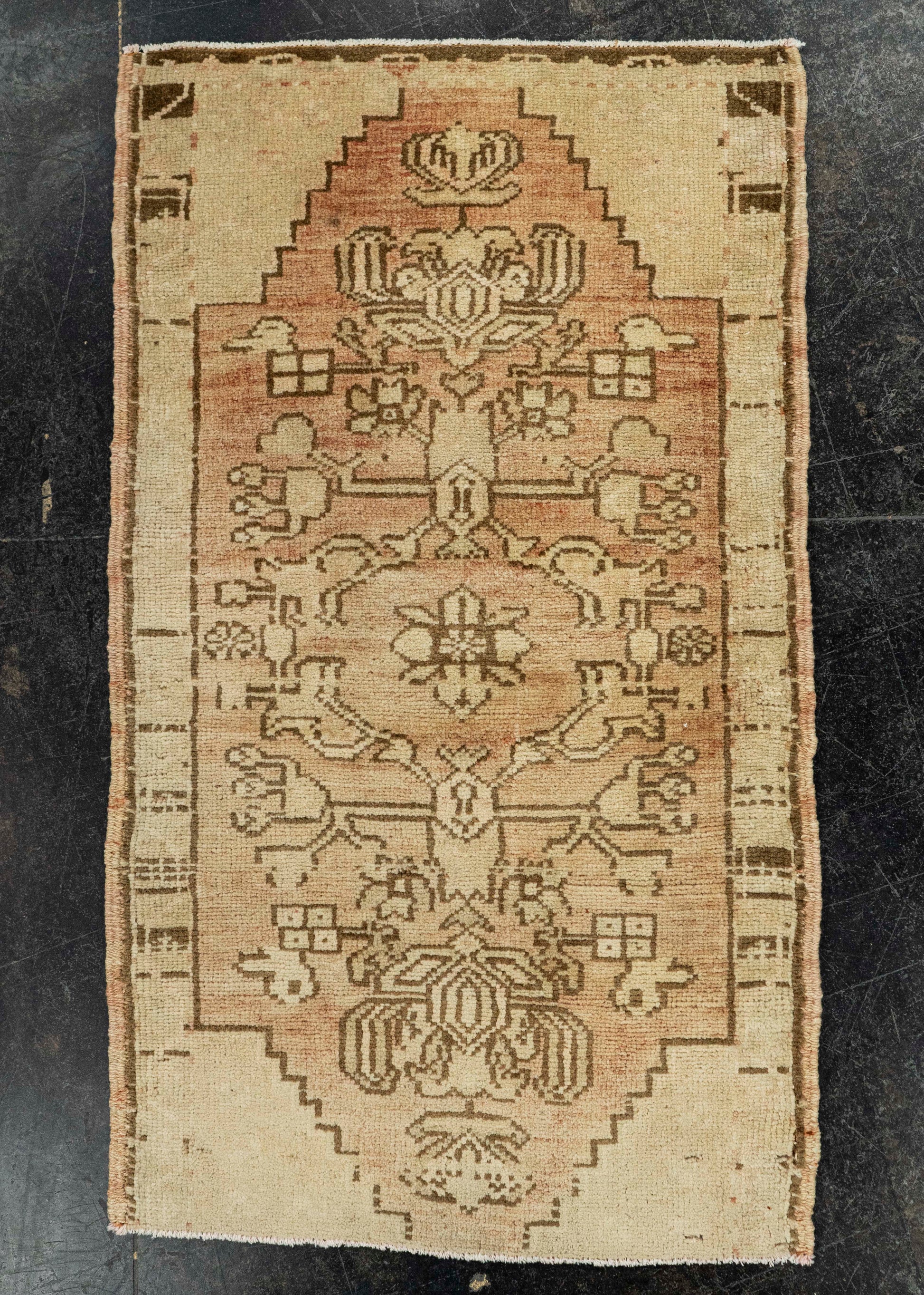 Turkish Yastik Rug  1'9" x  2'11" #22058
