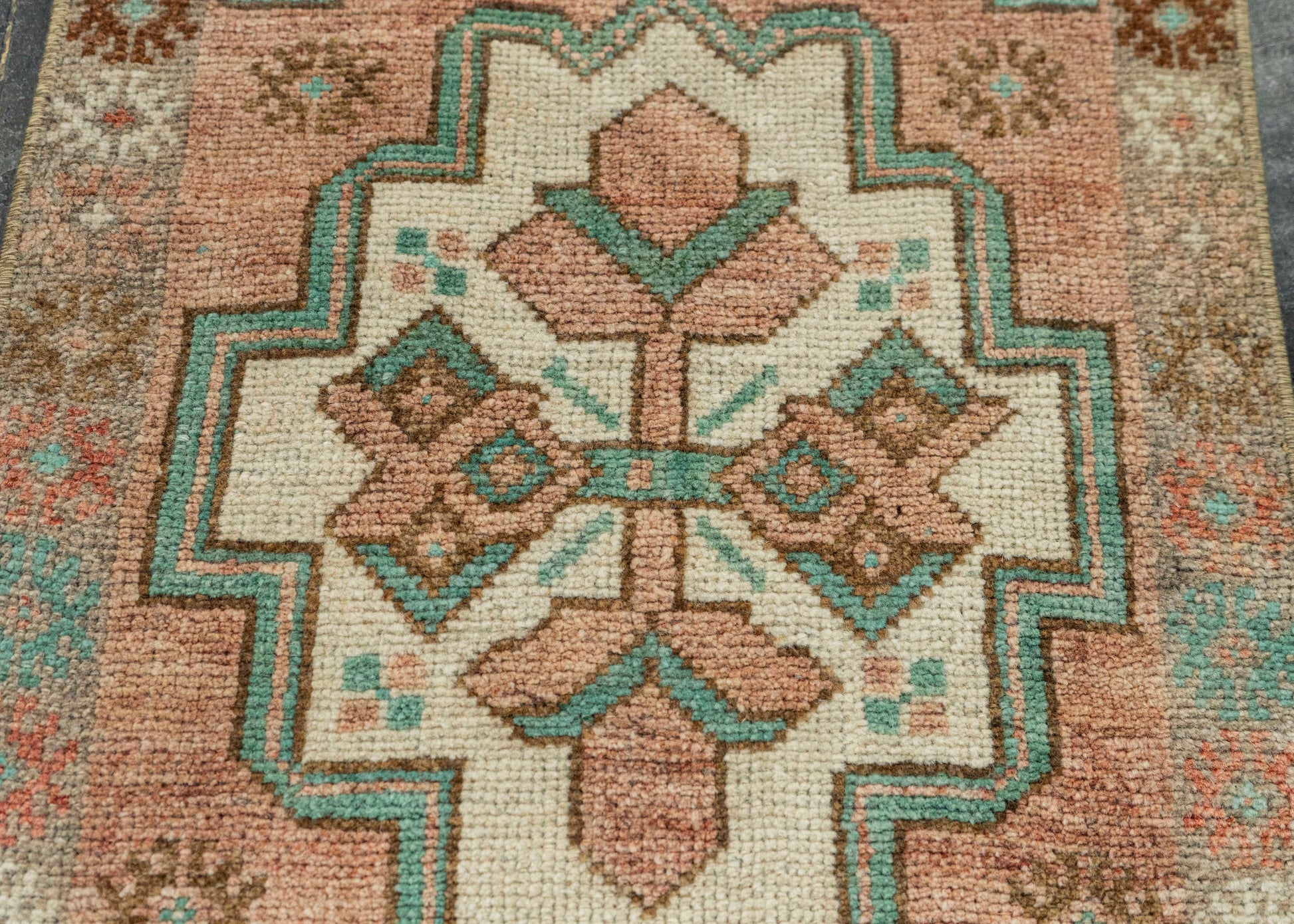 Turkish Yastik Rug  1'6" x  3'2" #22660