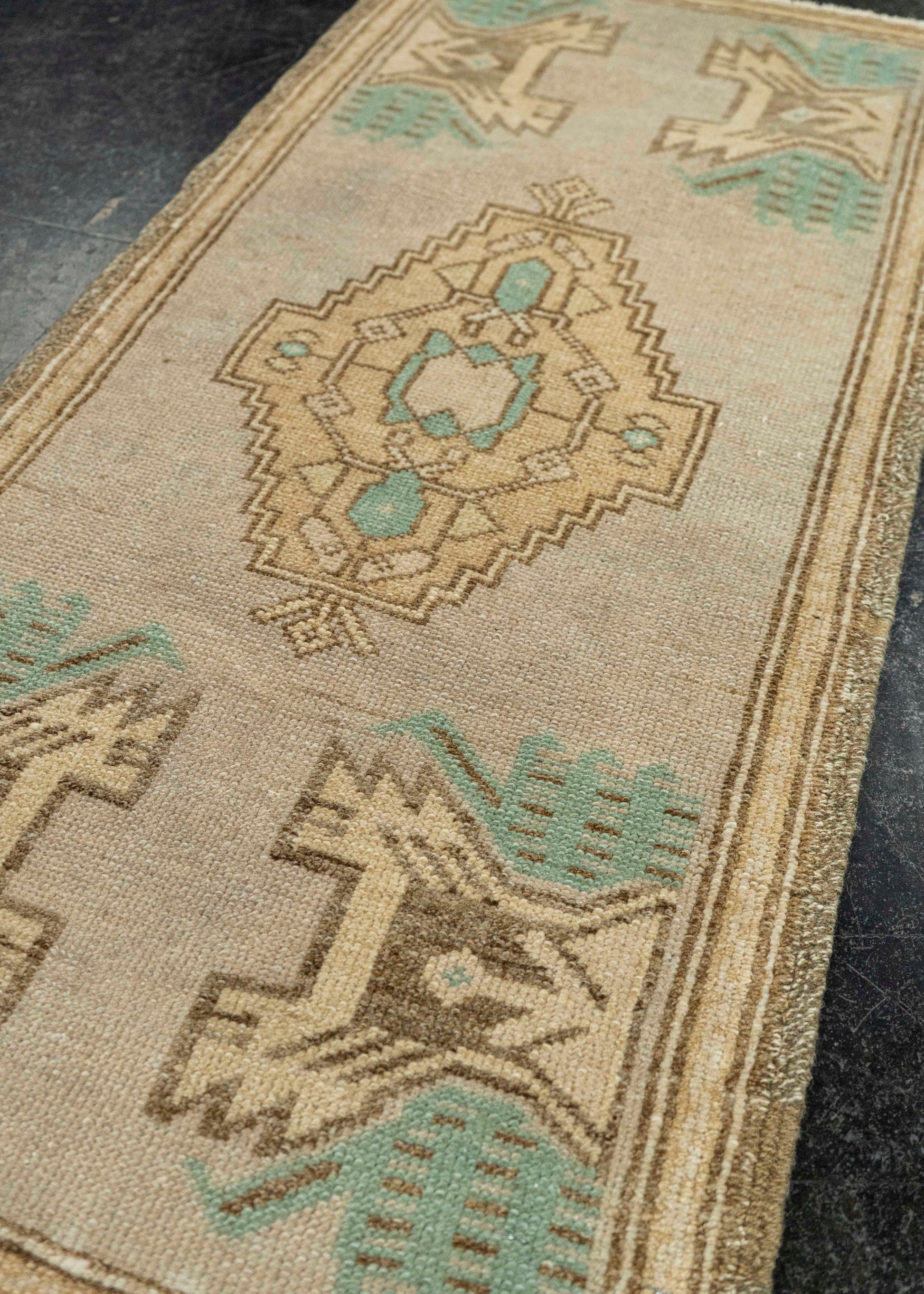 Turkish Yastik Rug  1'8" x  3'8" #22610