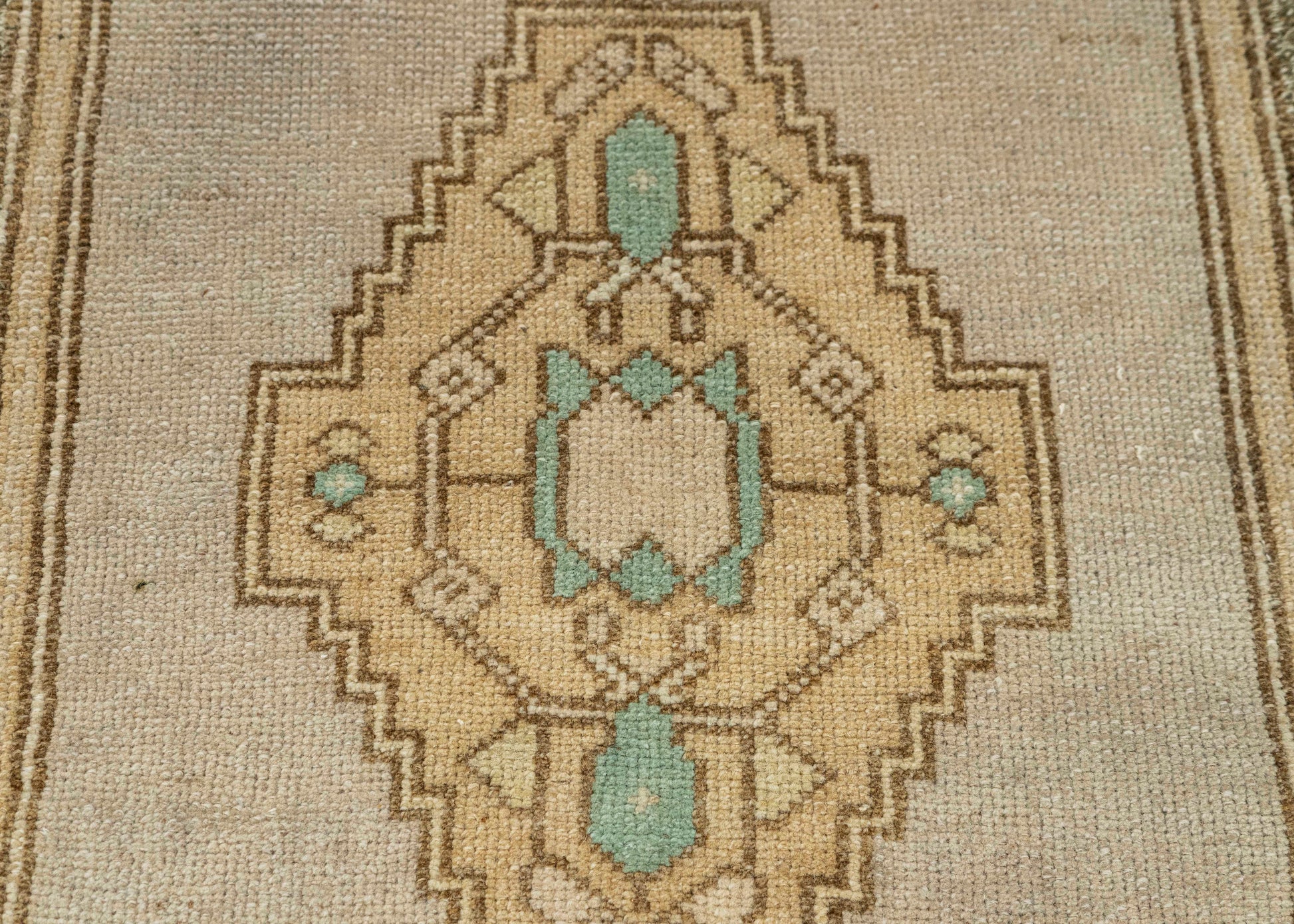 Turkish Yastik Rug  1'8" x  3'8" #22610