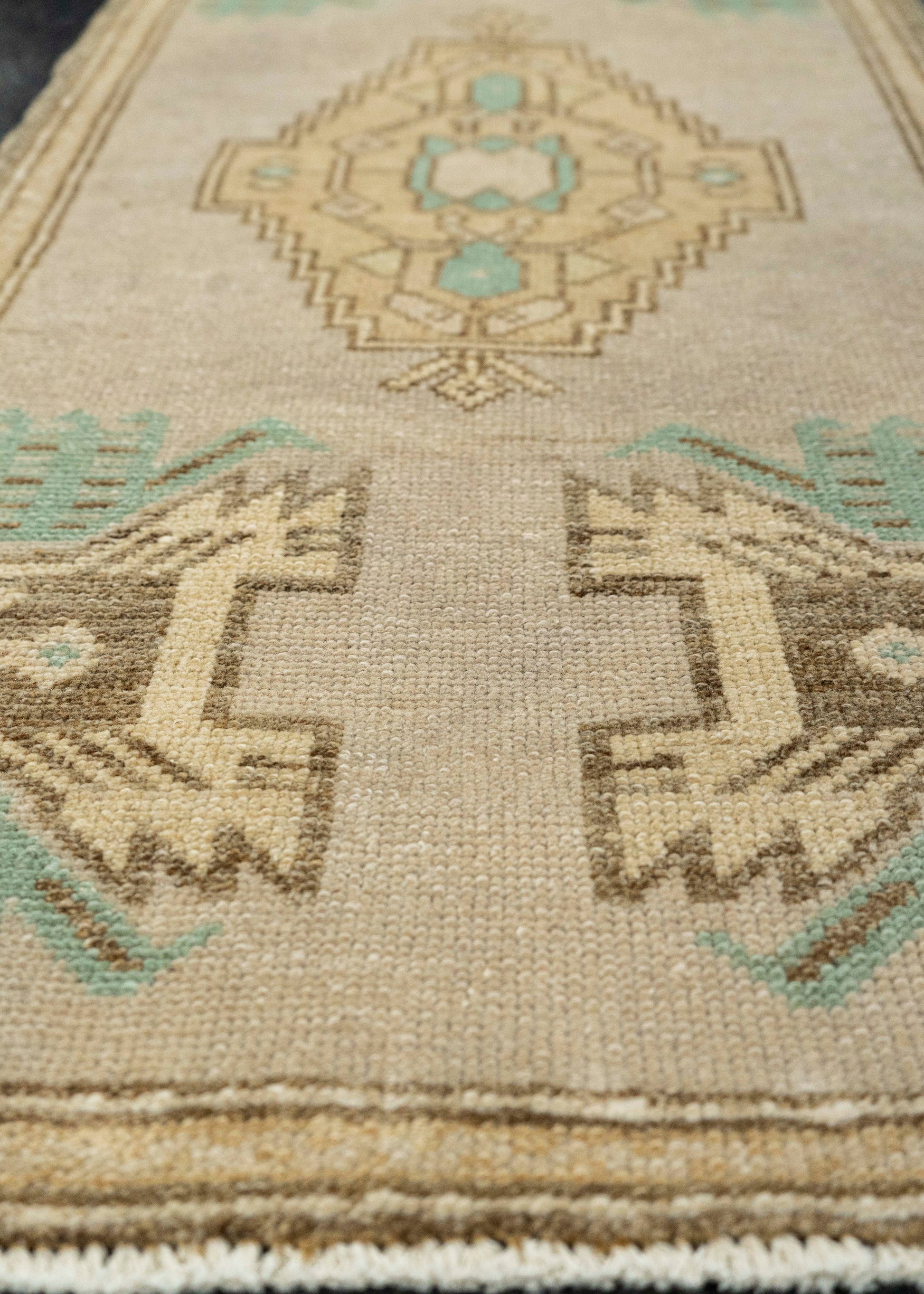 Turkish Yastik Rug  1'8" x  3'8" #22610