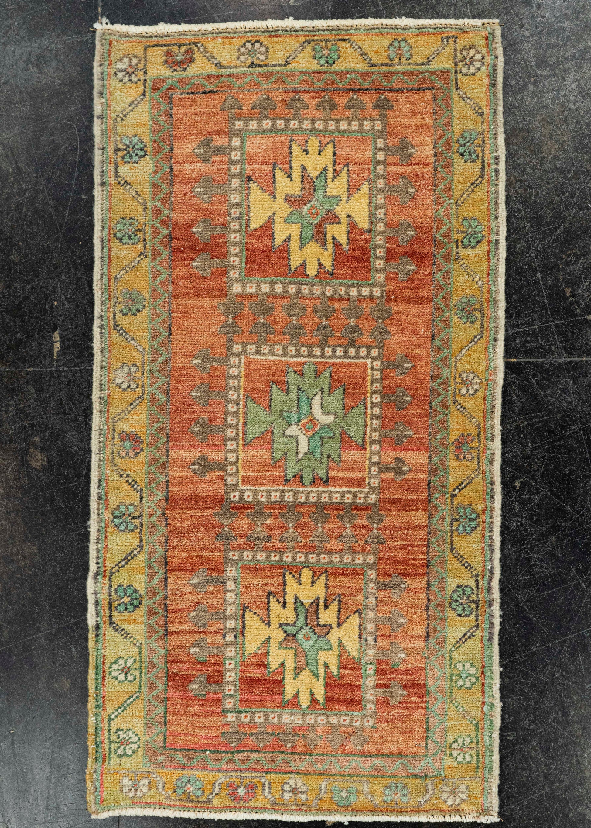 Turkish Yastik Rug  1'7" x  3'1" #22586