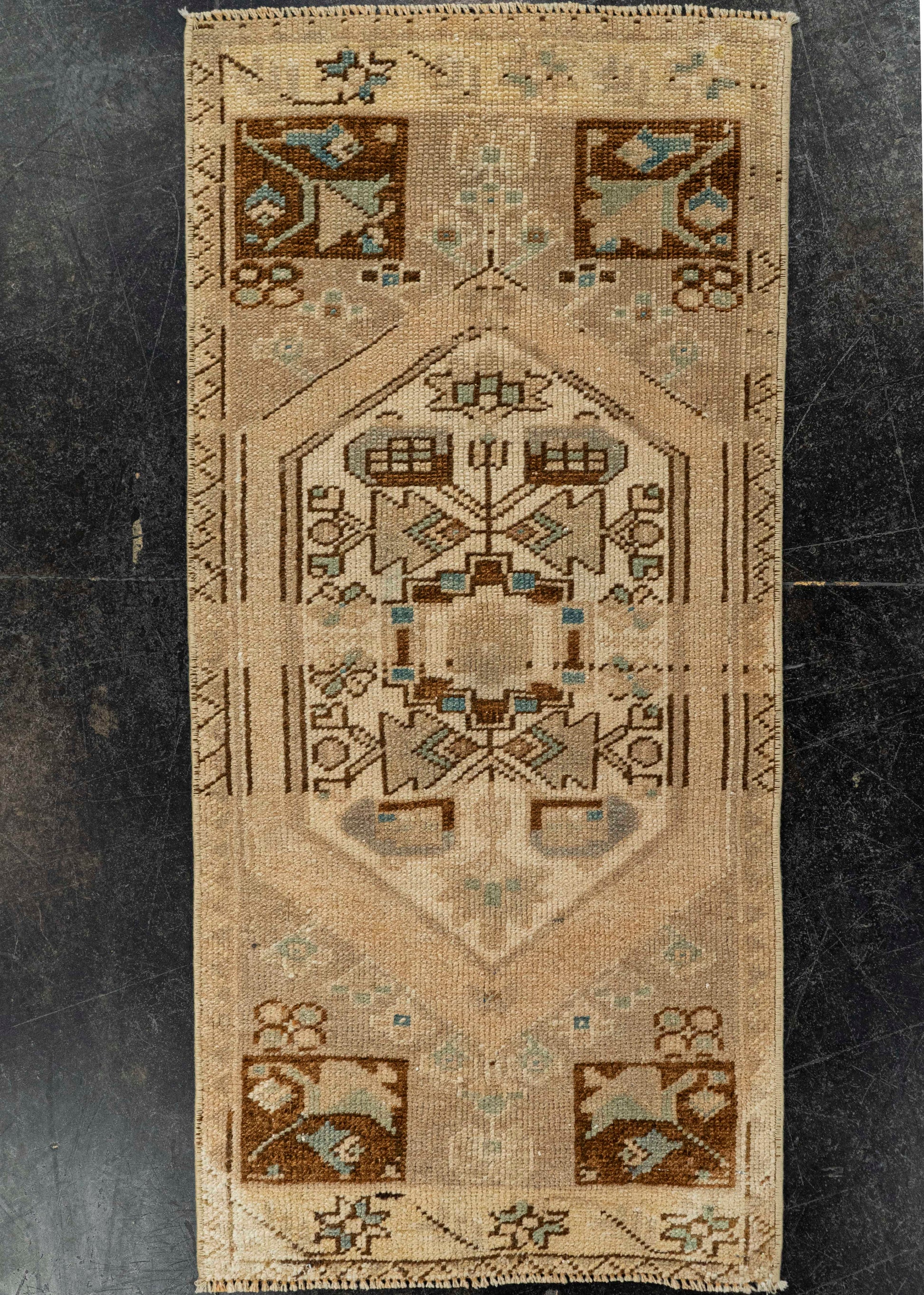 Turkish Yastik Rug  1'6" x  3'2" #22512