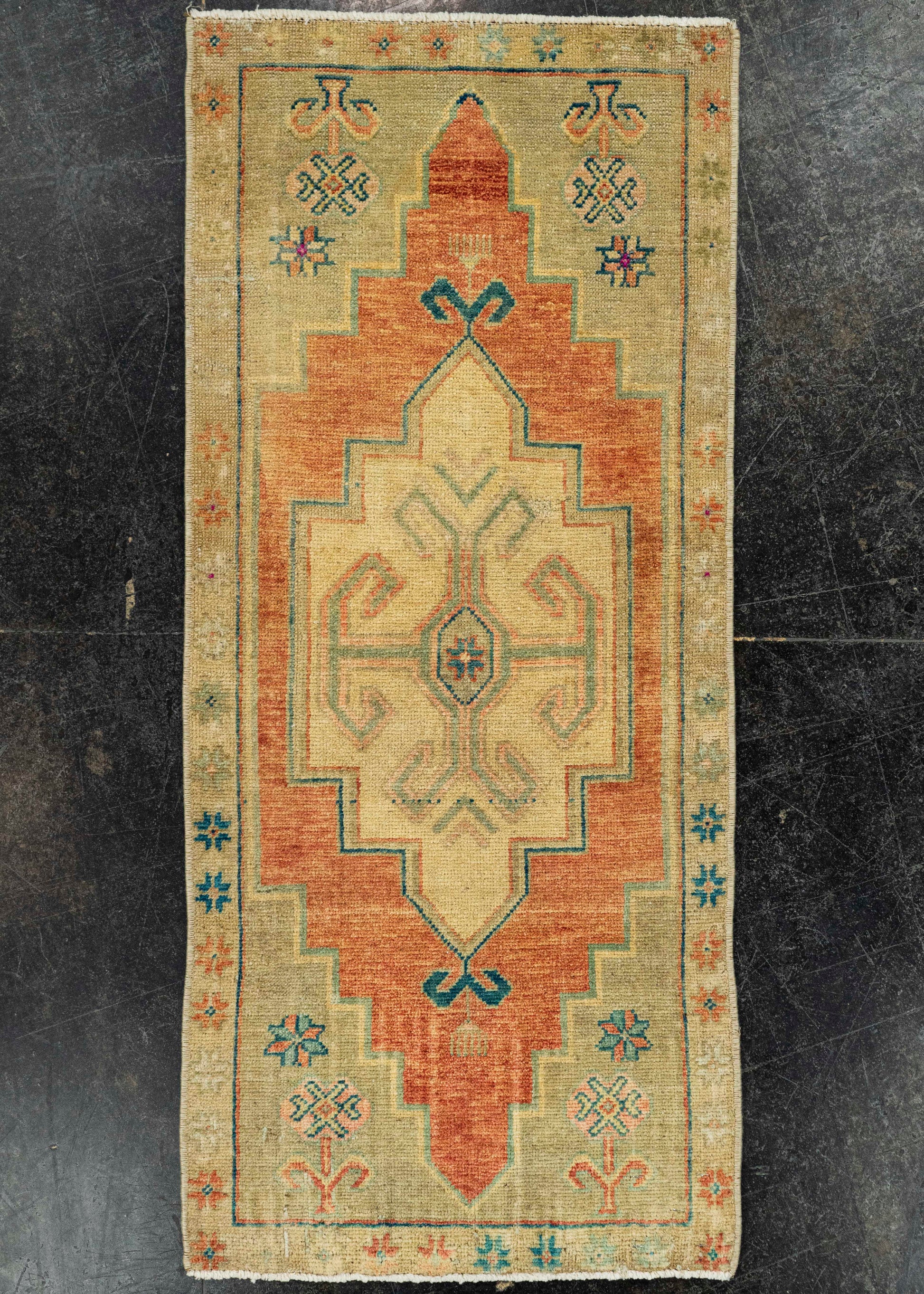 Turkish Yastik Rug  1'6" x  3'6" #22671