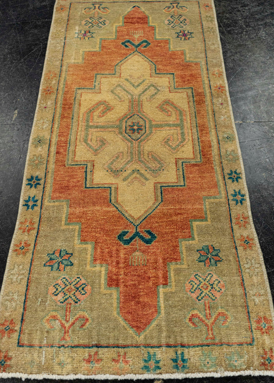 Turkish Yastik Rug  1'6" x  3'6" #22671