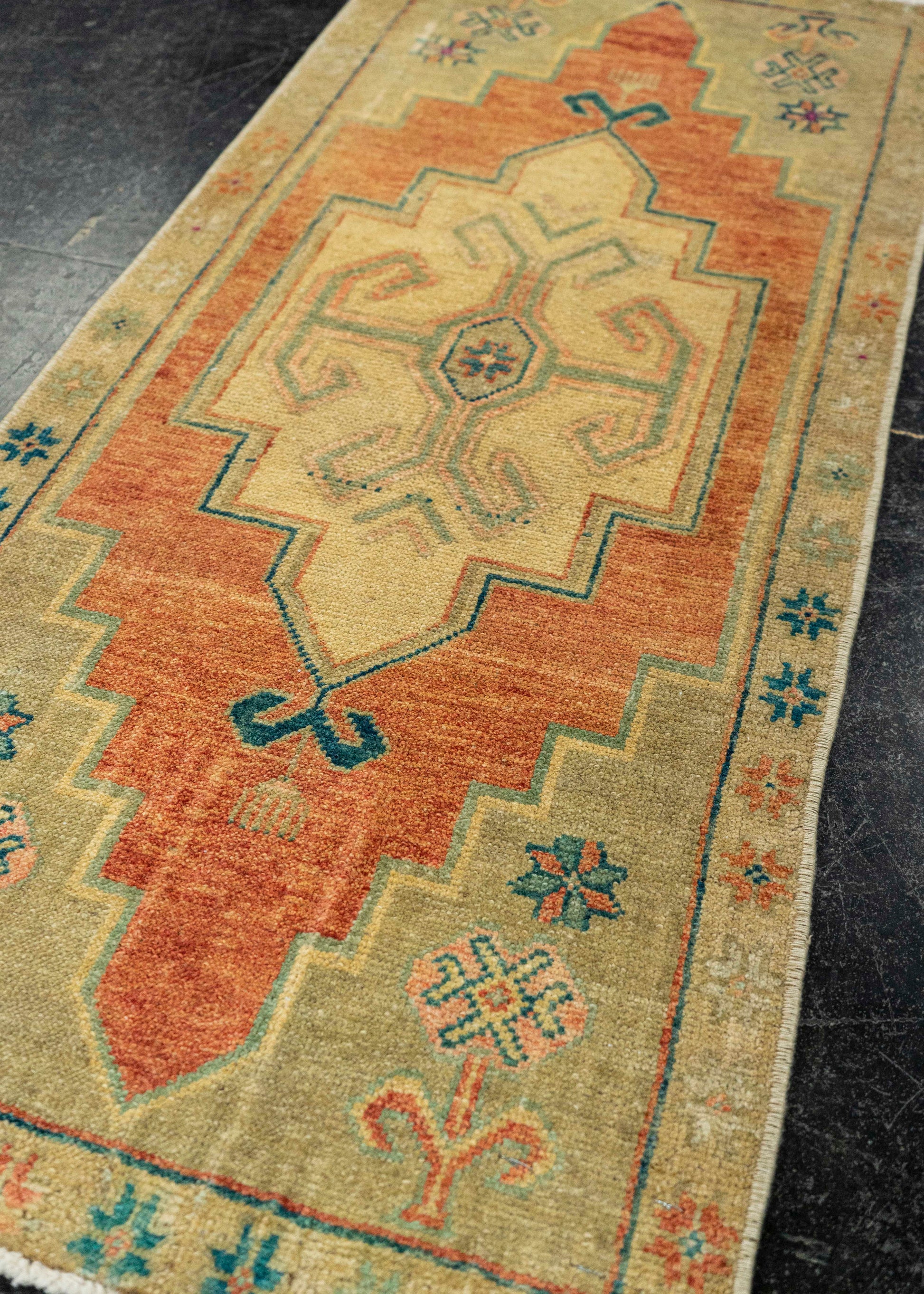 Turkish Yastik Rug  1'6" x  3'6" #22671