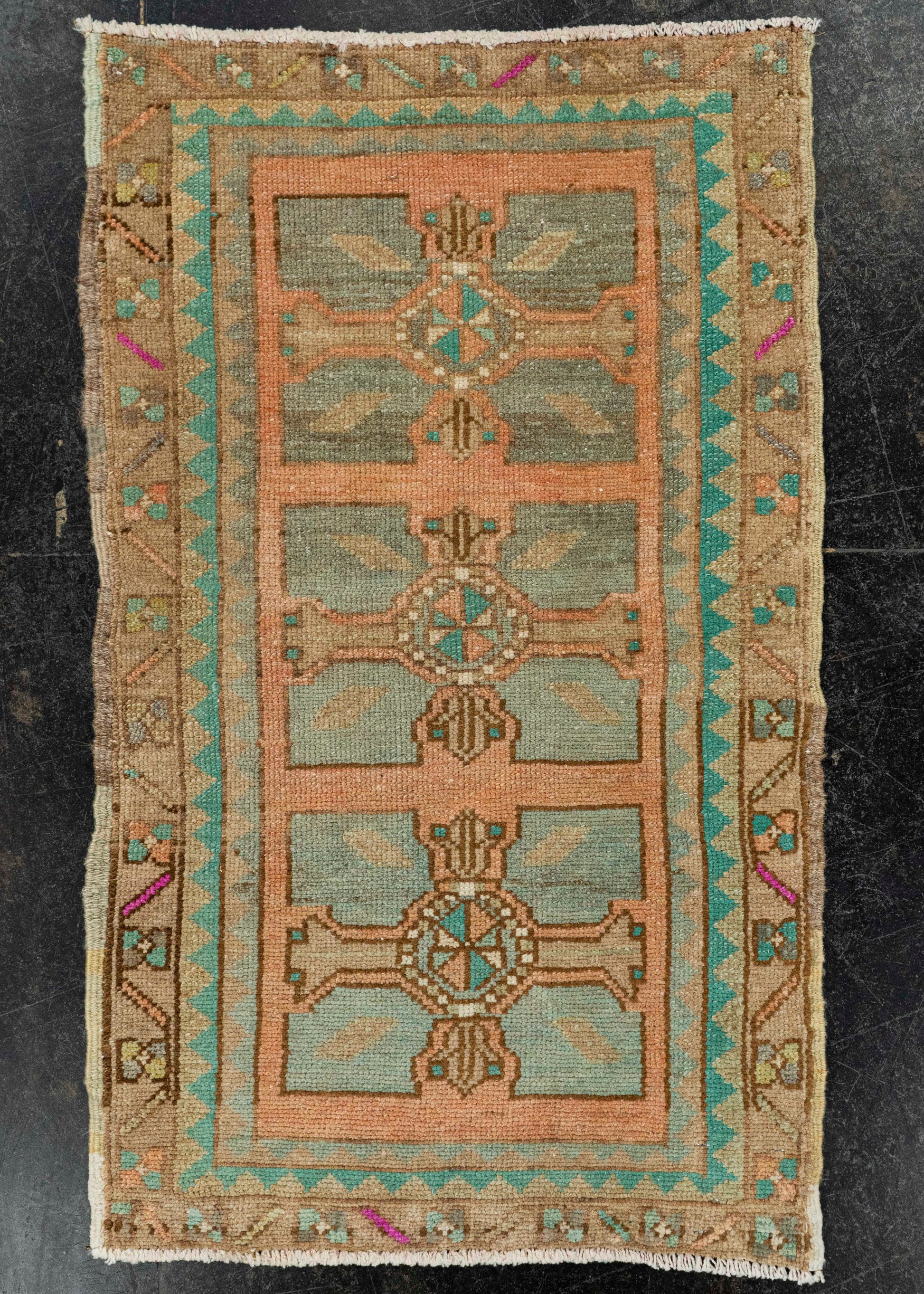 Turkish Yastik Rug  1'8" x  2'10" #22625