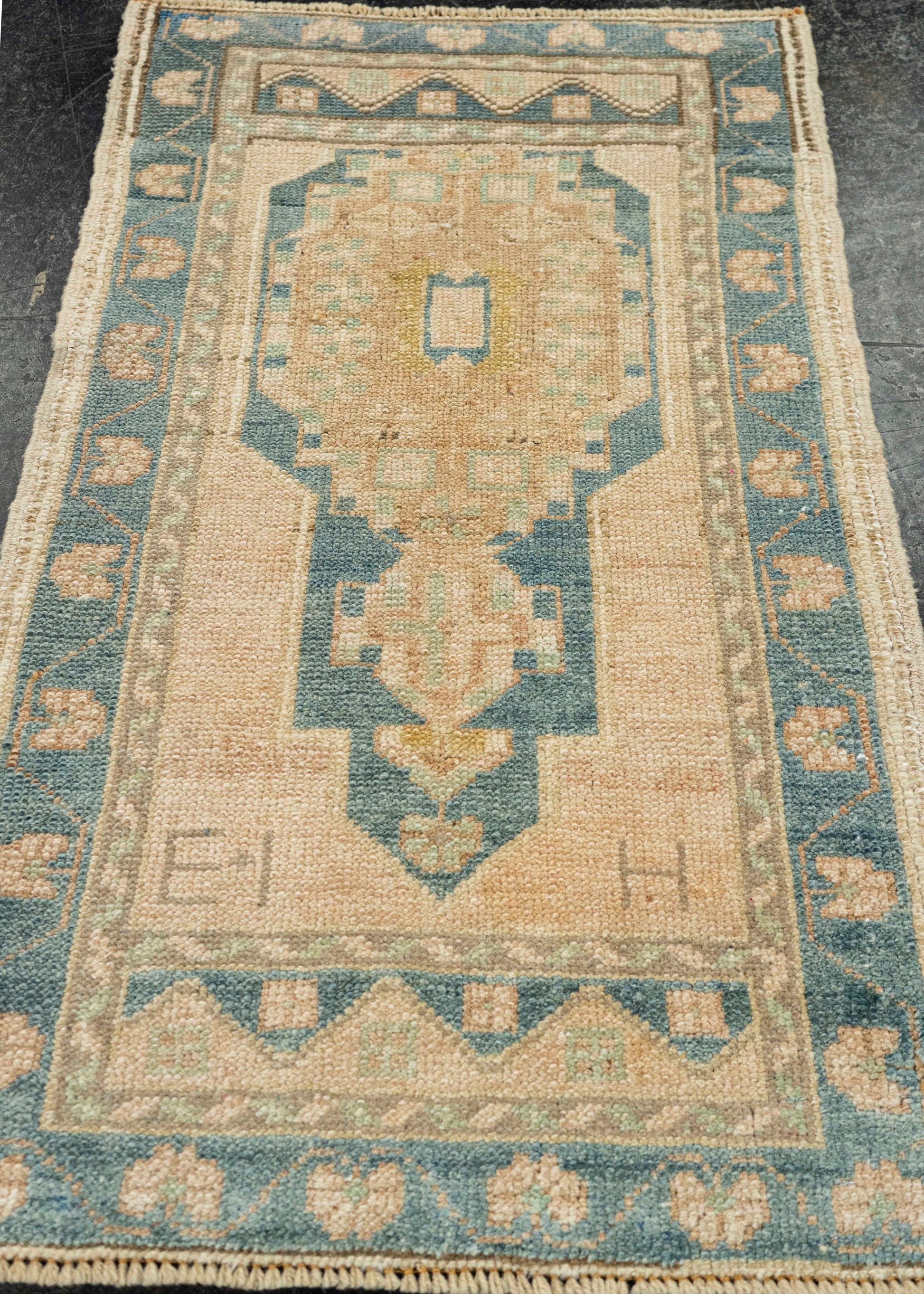 Turkish Yastik Rug  1'9" x  3'0" #22662