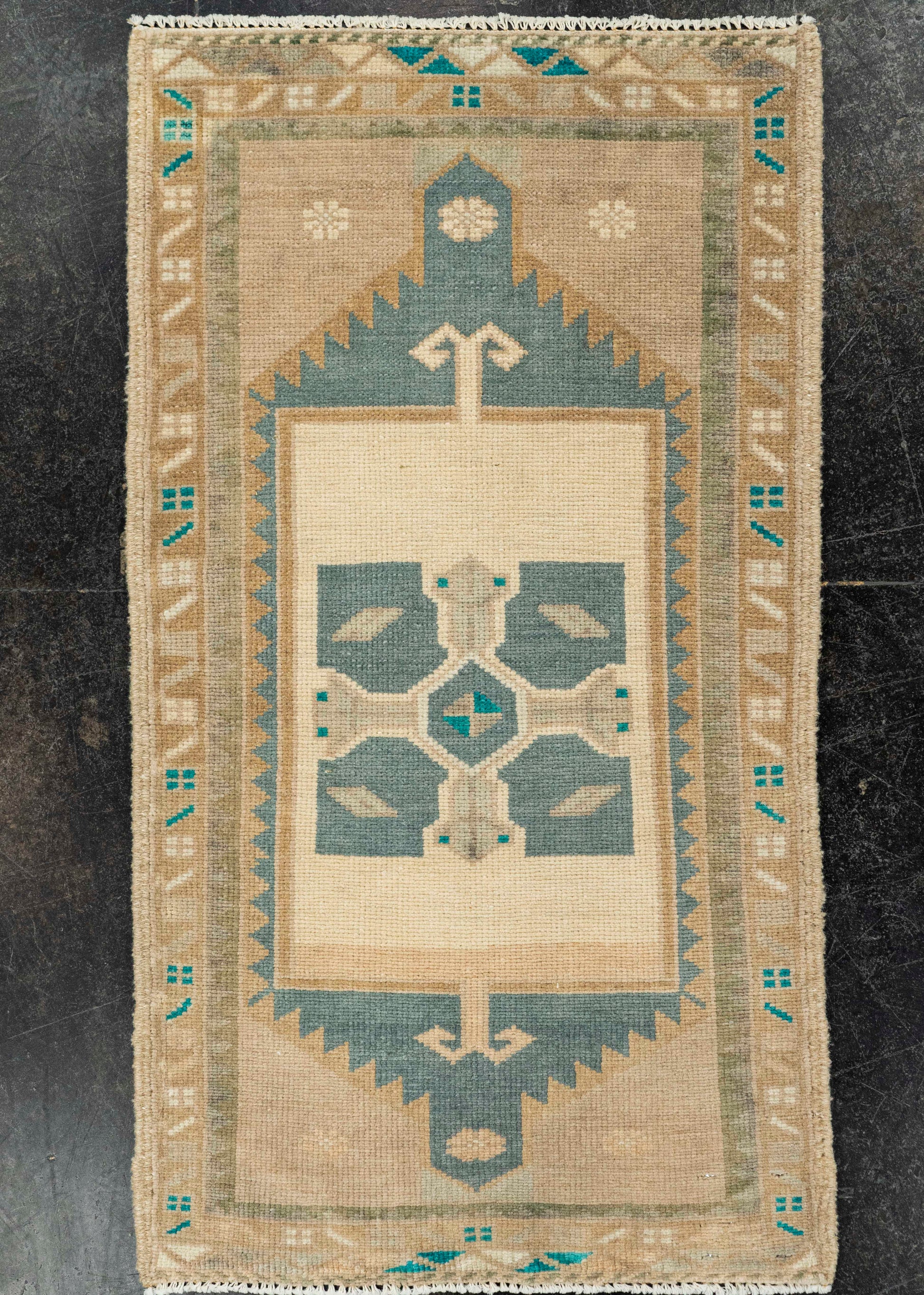Turkish Yastik Rug  1'8" x  3'1" #22628