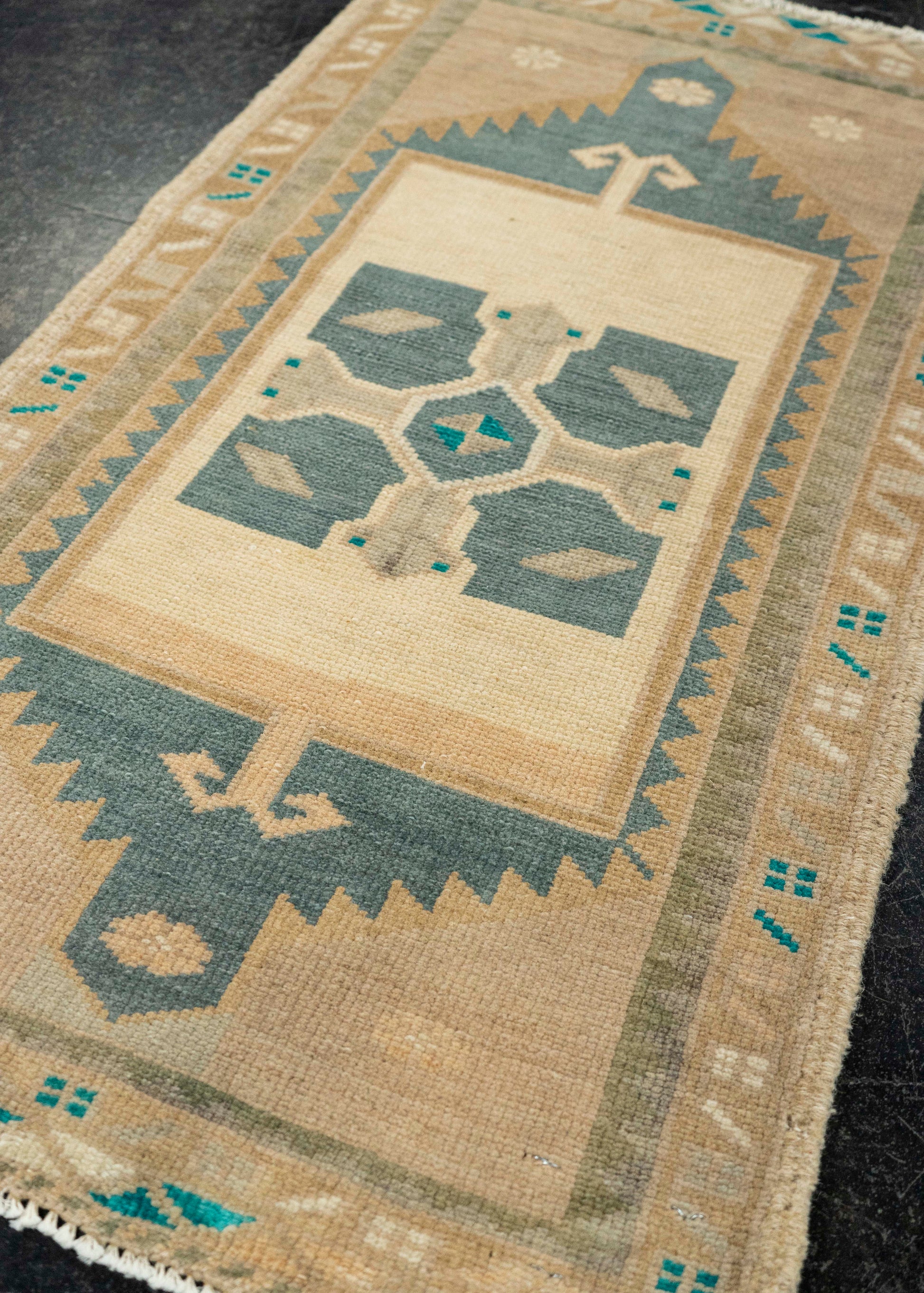 Turkish Yastik Rug  1'8" x  3'1" #22628