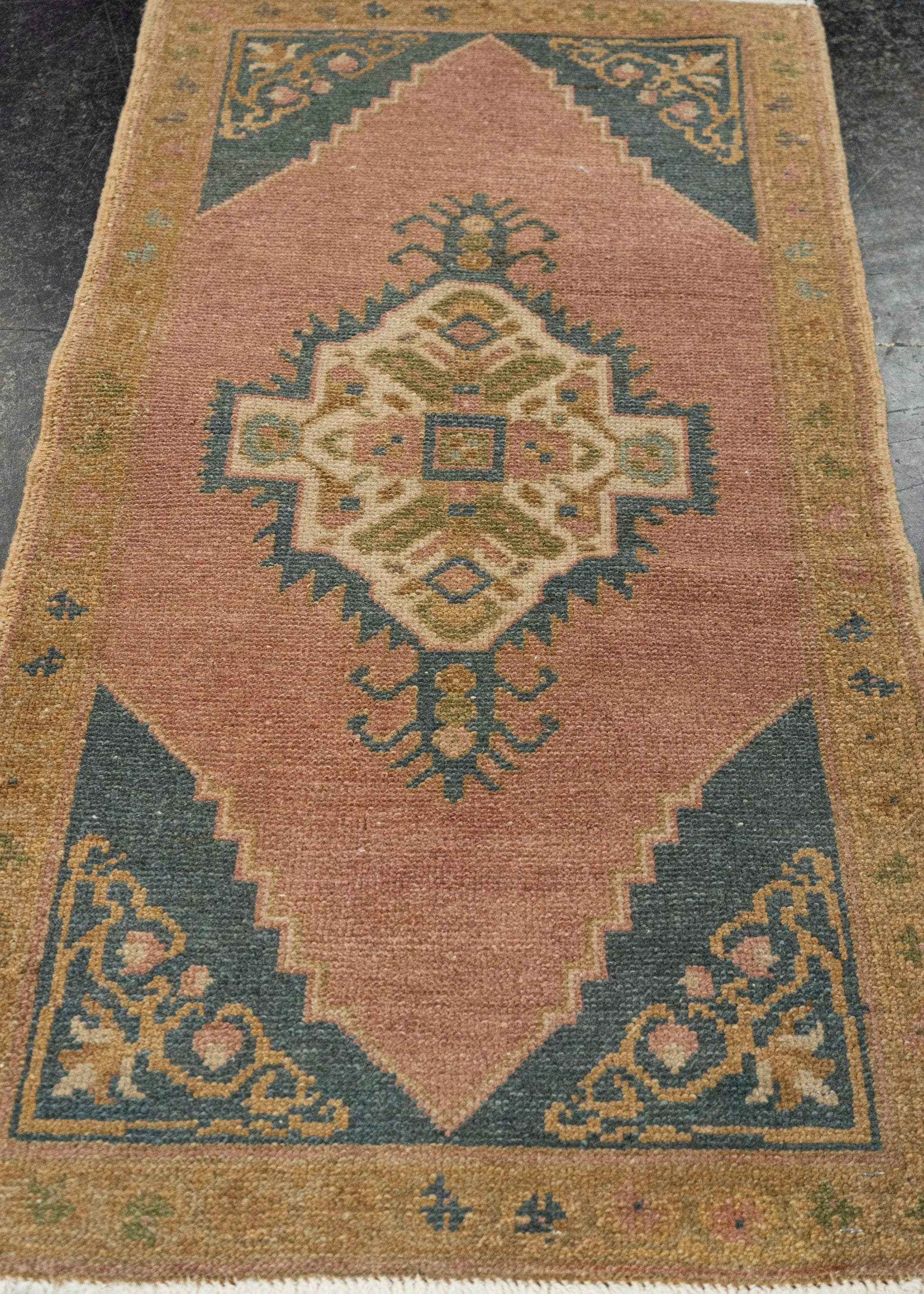 Turkish Yastik Rug  1'9" x  3'3" #22599