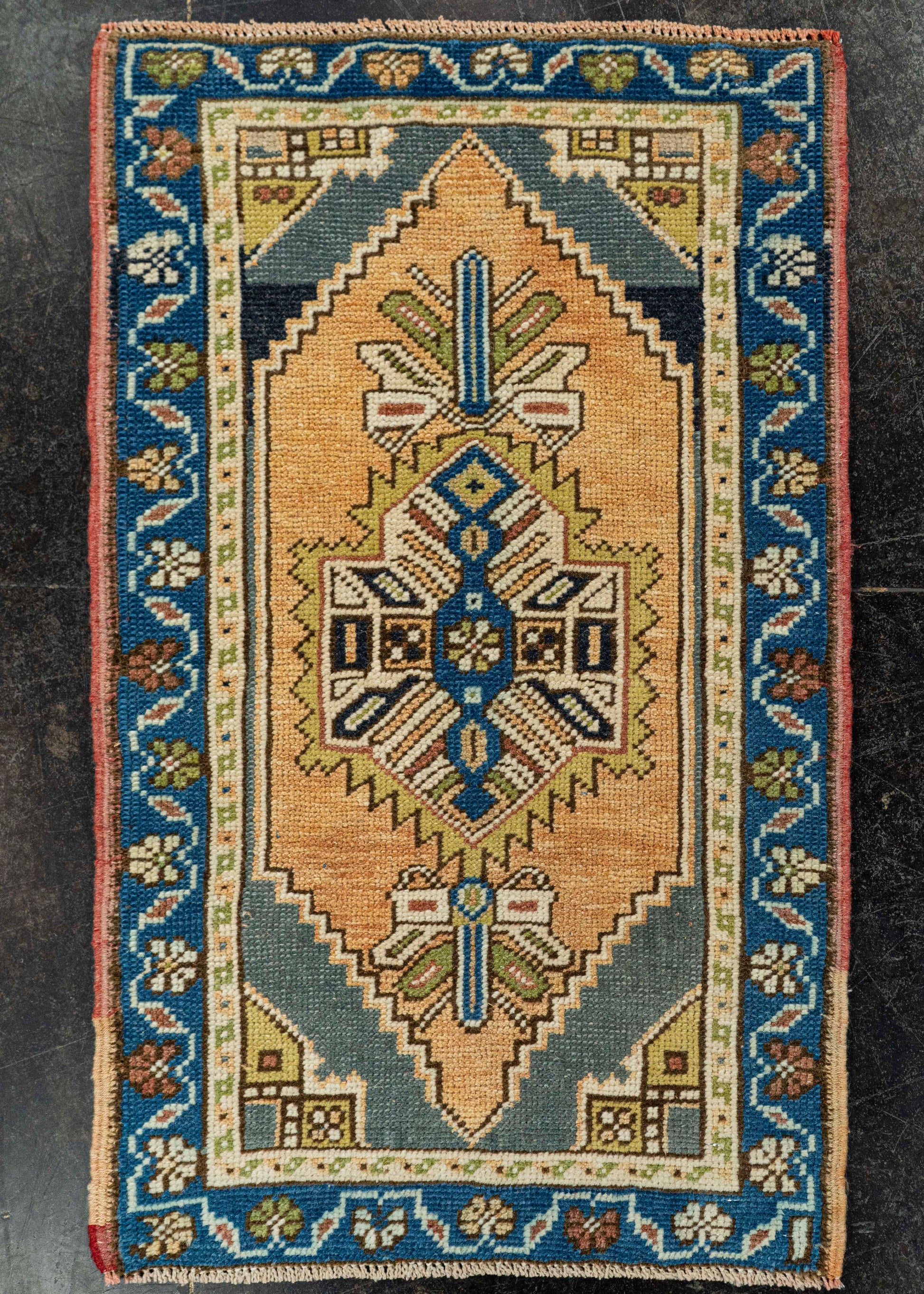 Turkish Yastik Rug  1'10" x  2'10" #22544