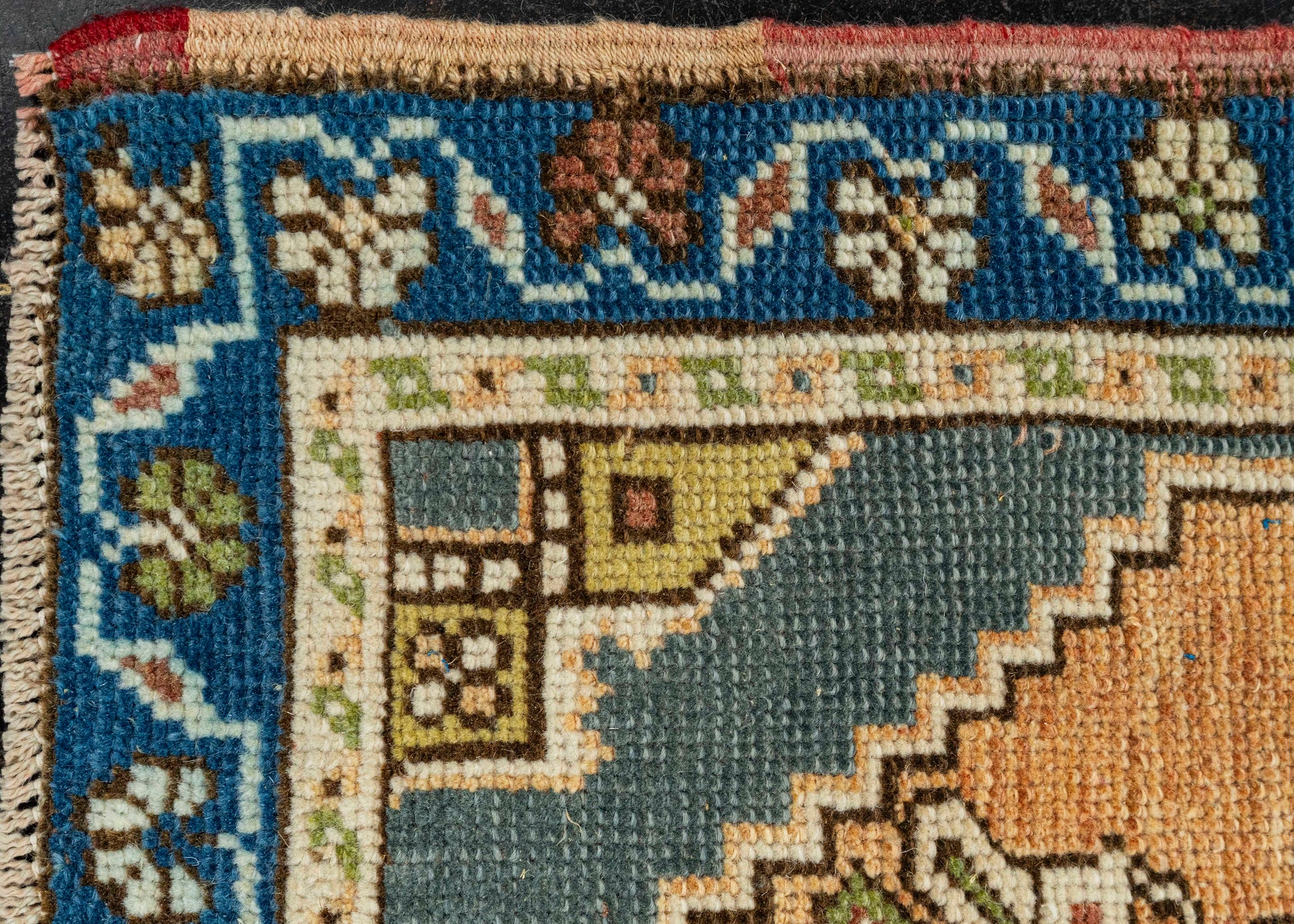 Turkish Yastik Rug  1'10" x  2'10" #22544