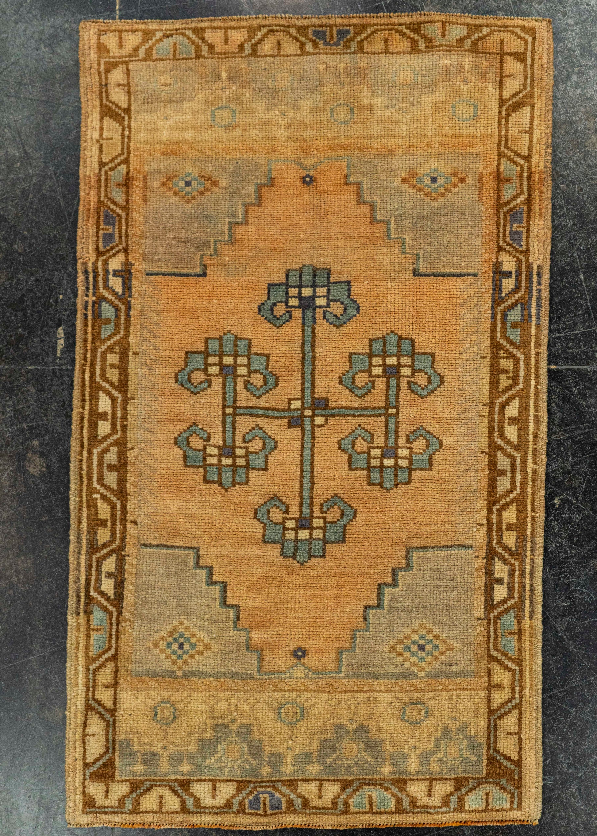 Turkish Yastik Rug  1'9" x  2'11" #22010