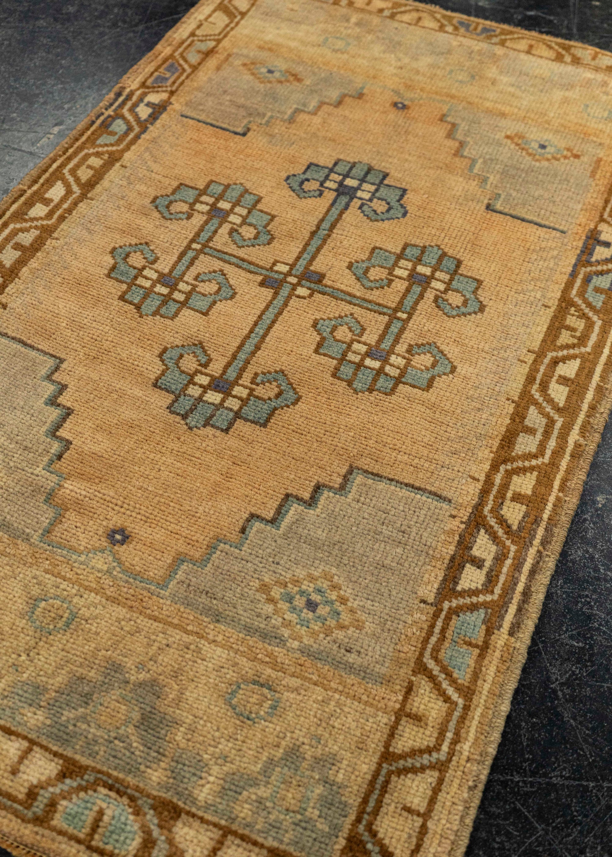 Turkish Yastik Rug  1'9" x  2'11" #22010