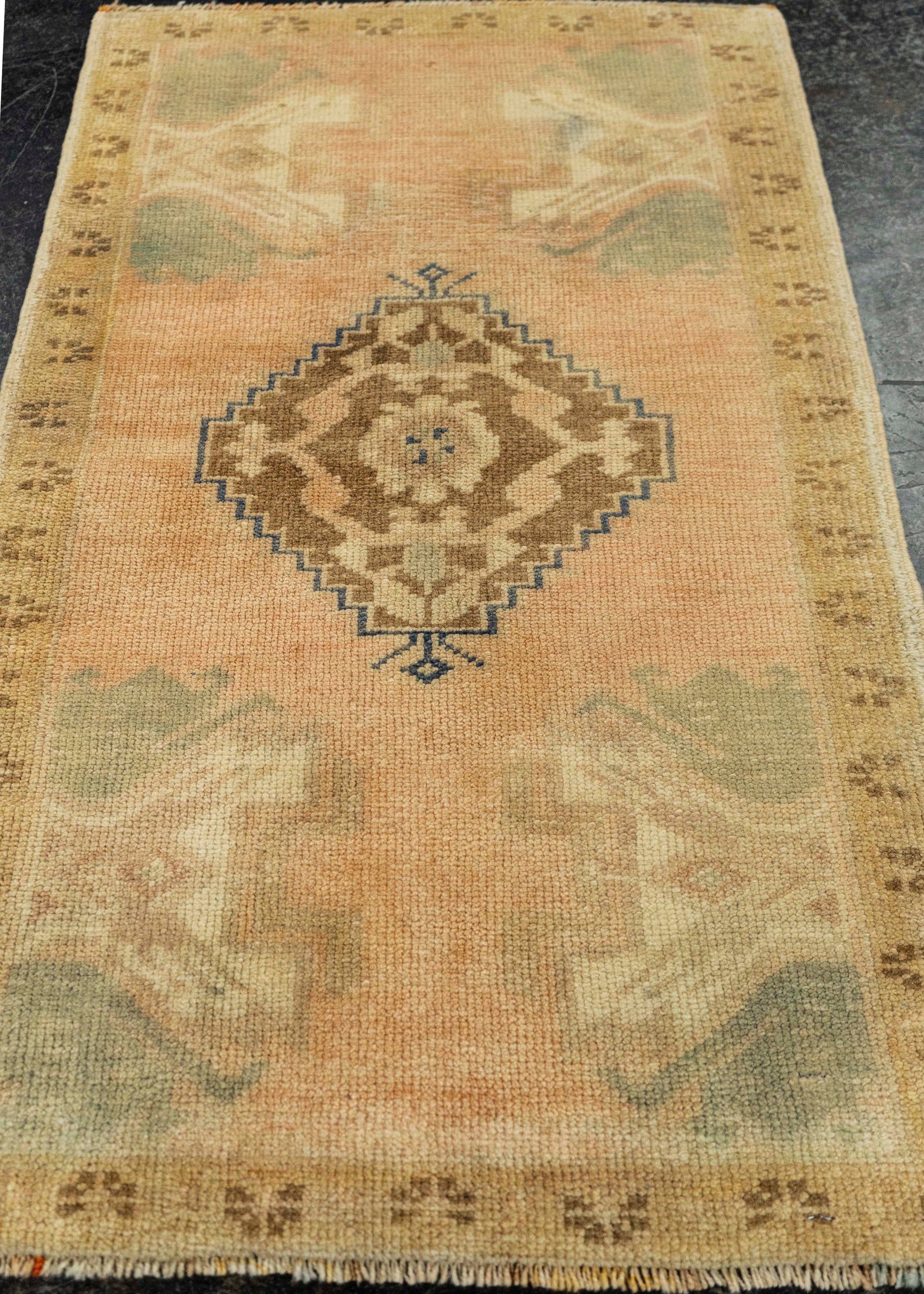 Turkish Yastik Rug  1'8" x  2'9" #22125