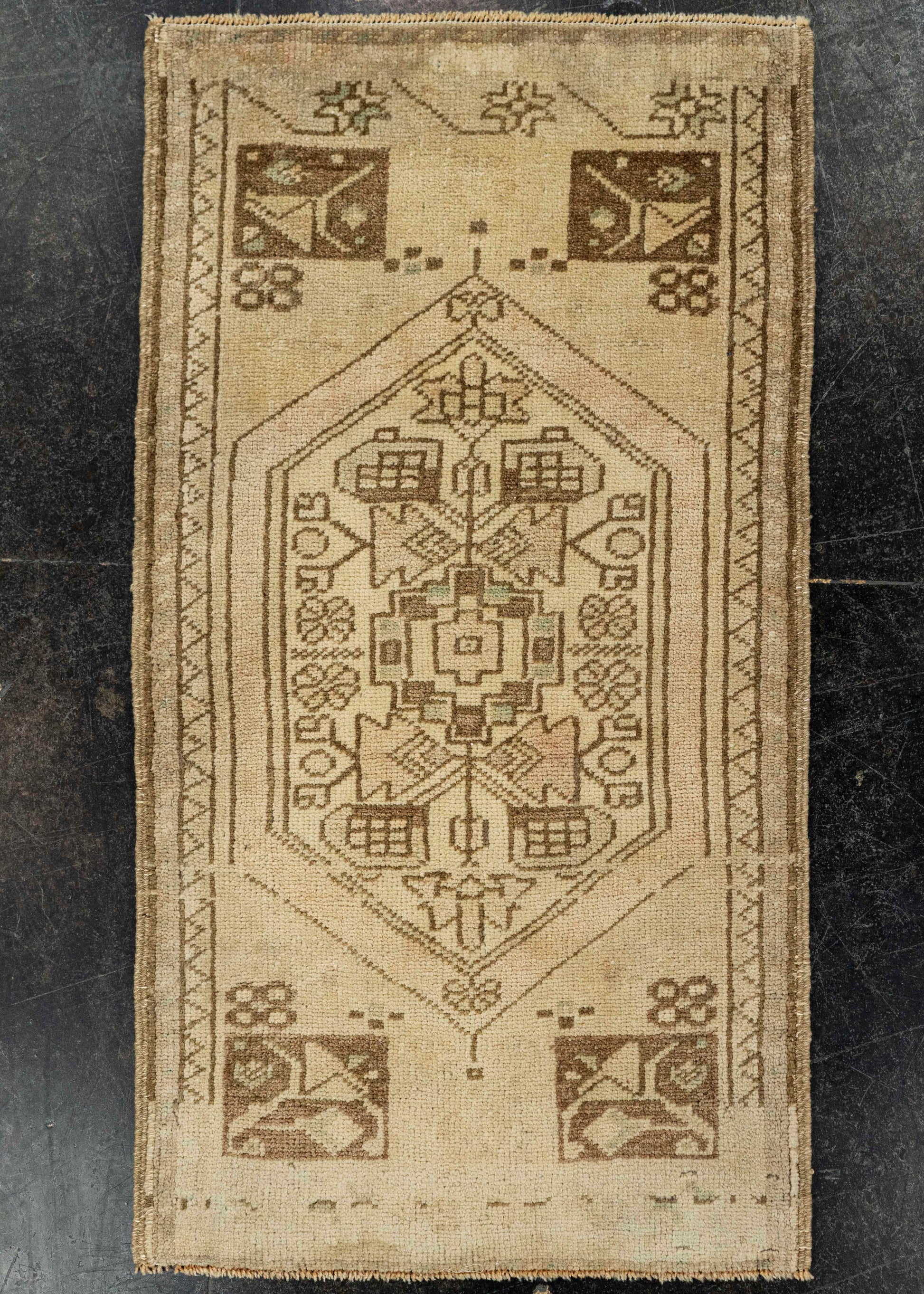 Turkish Yastik Rug  1'8" x  3'1" #22089
