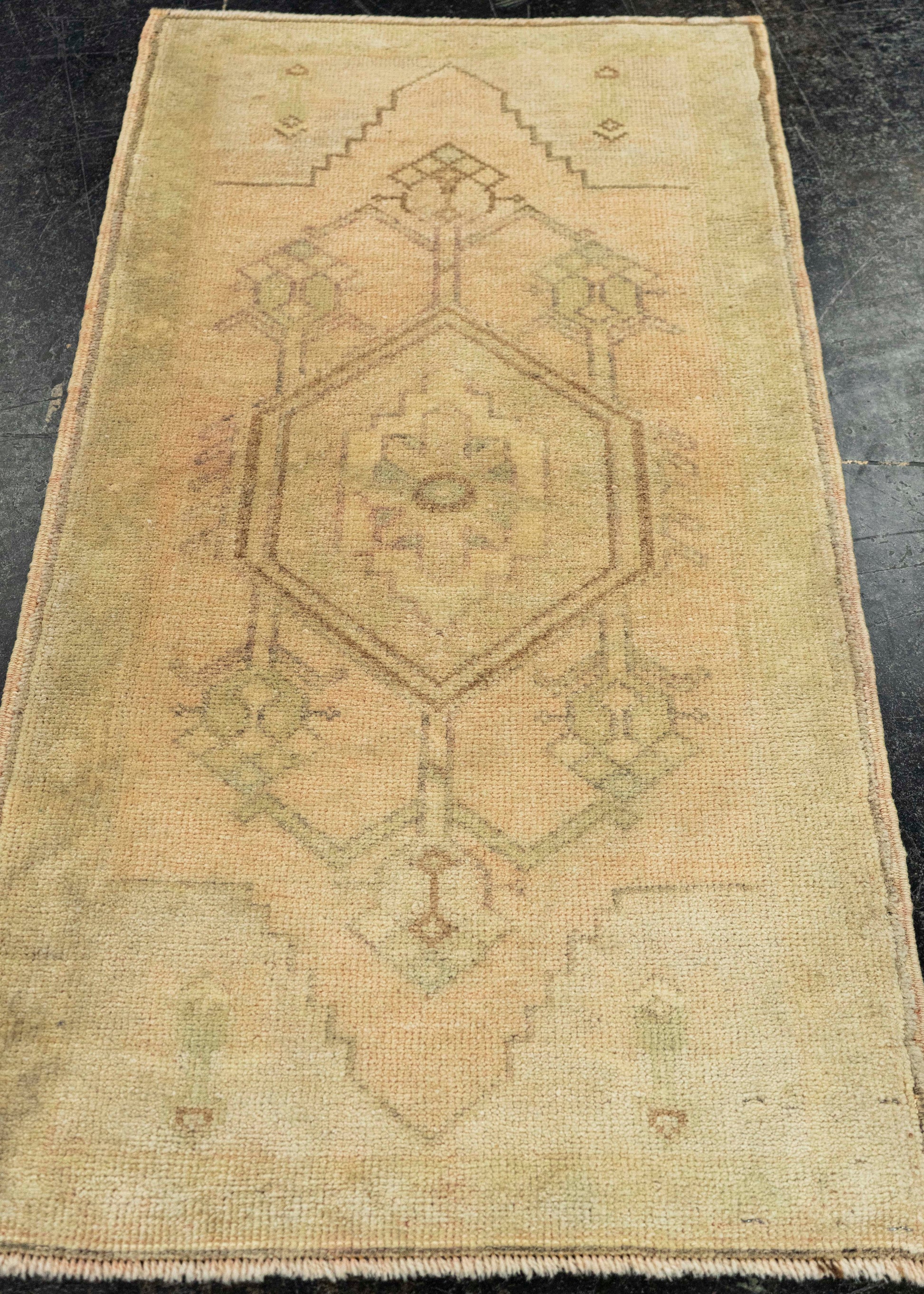 Turkish Yastik Rug  1'7" x  3' #22115