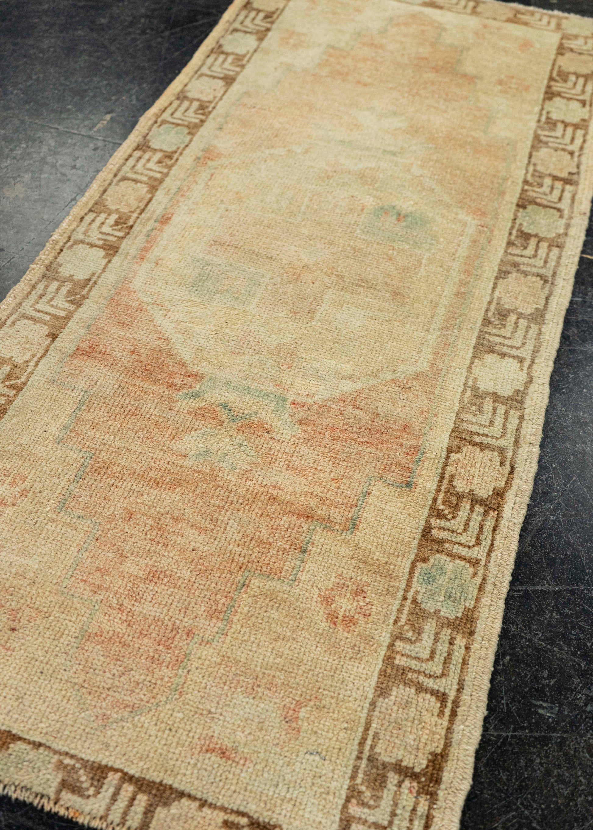 Turkish Yastik Rug  1'6" x  3'5" #22034