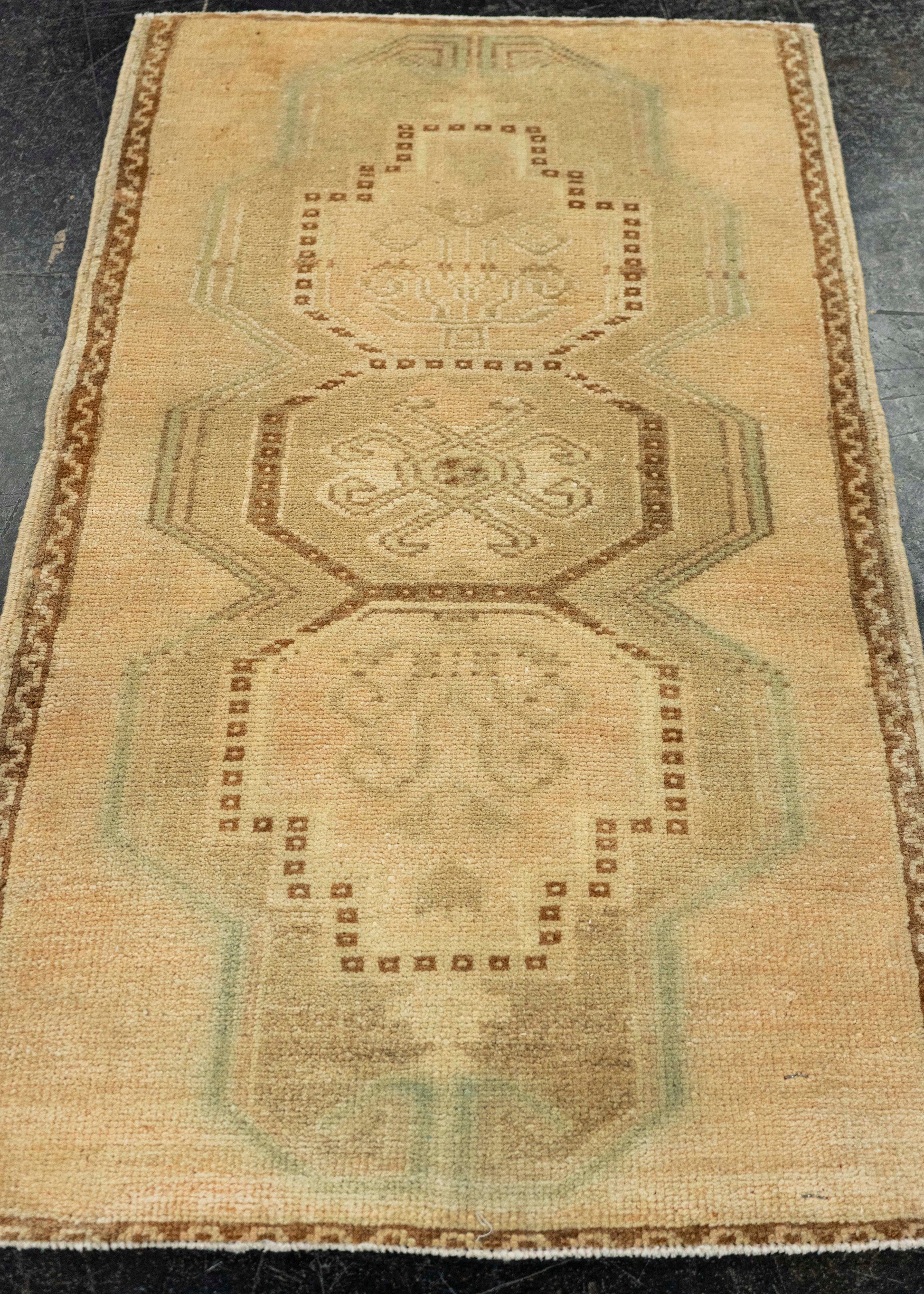 Turkish Yastik Rug  1'8" x  2'11" #22119