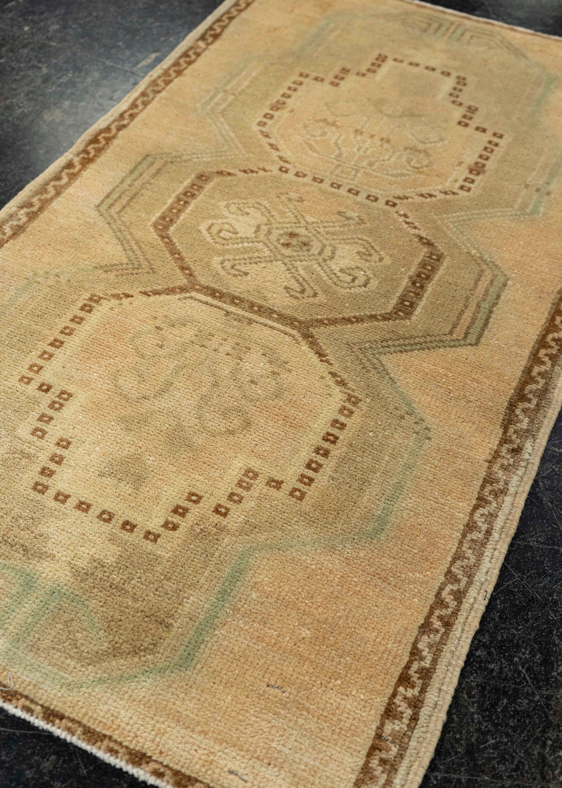 Turkish Yastik Rug  1'8" x  2'11" #22119