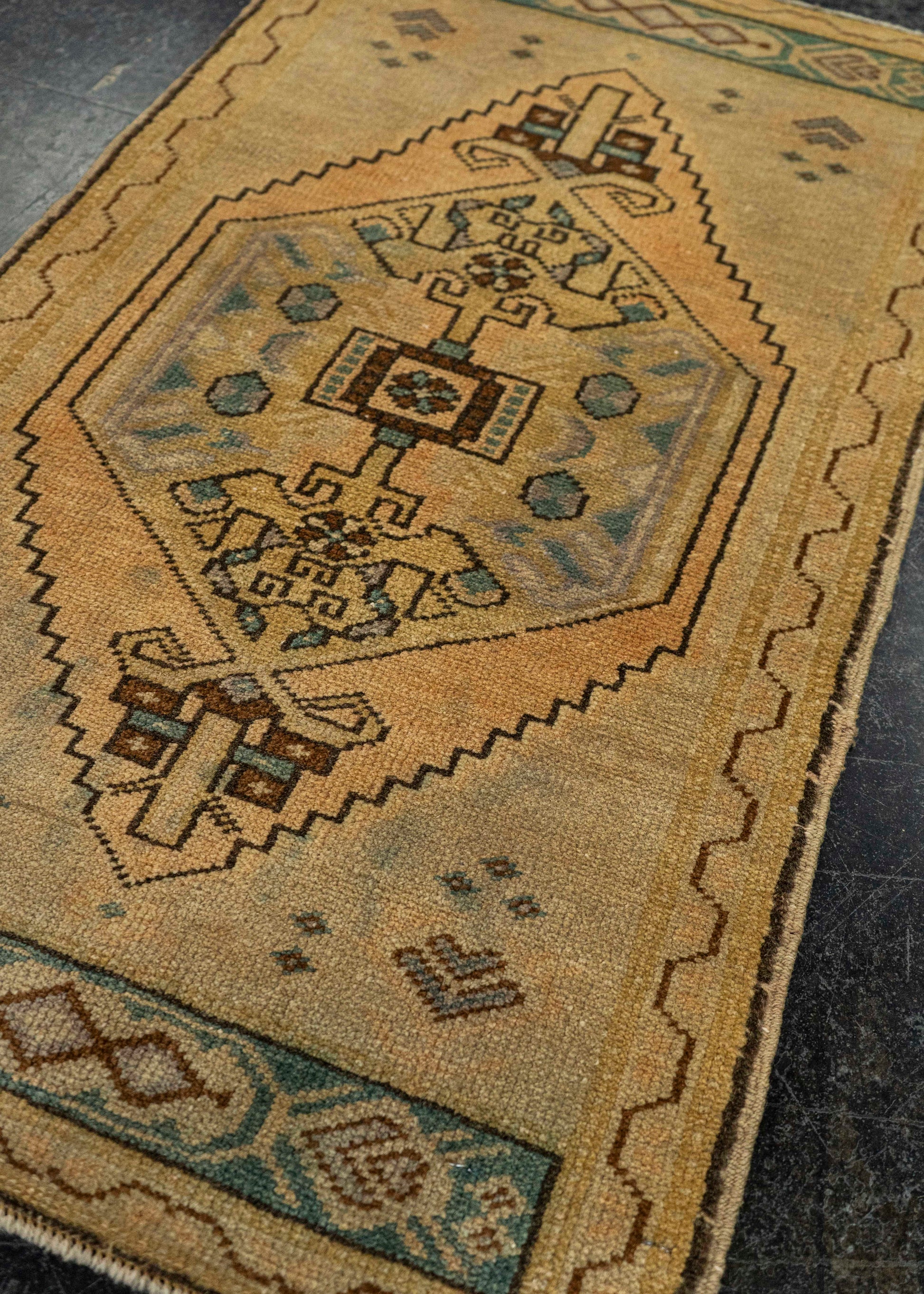Turkish Yastik Rug  1'9" x  3'1" #22039