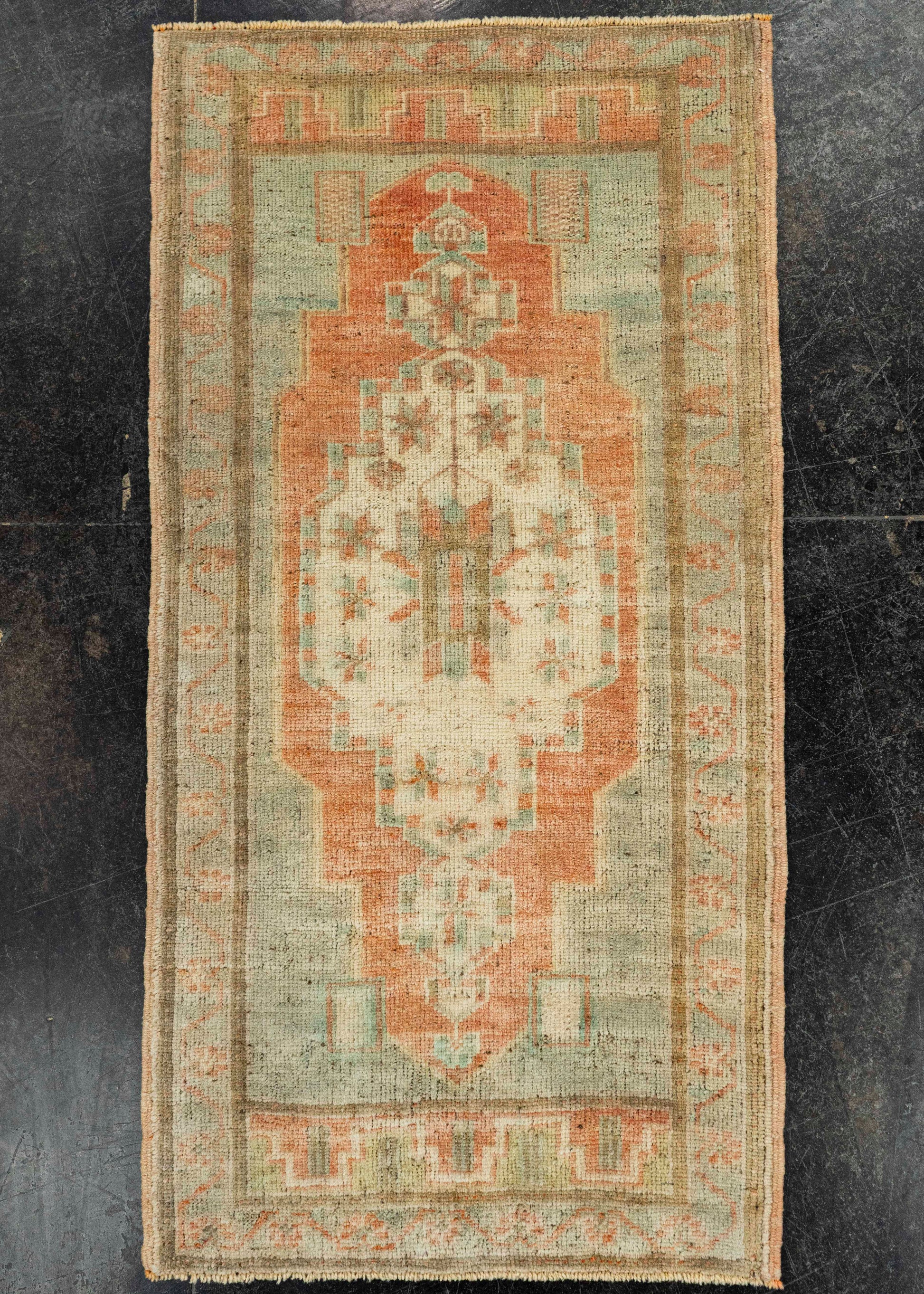 Turkish Yastik Rug  1'10" x  3'7" #22082
