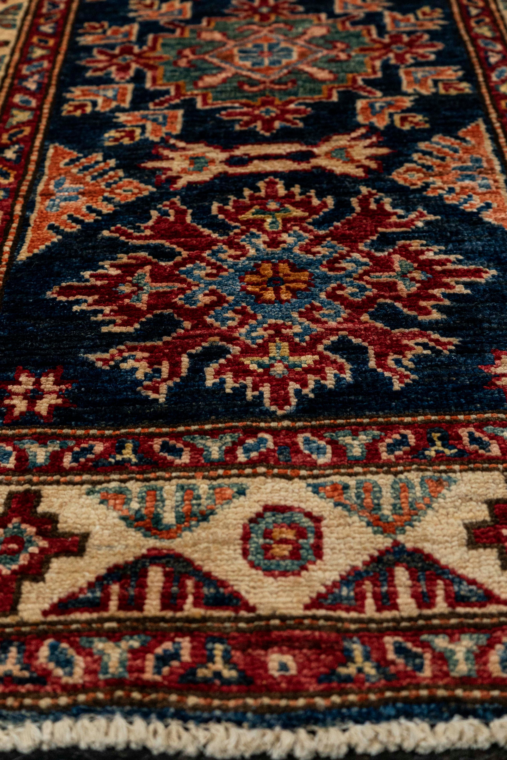 Oriental Handmade Rug  2'2" x 3'3" #22887