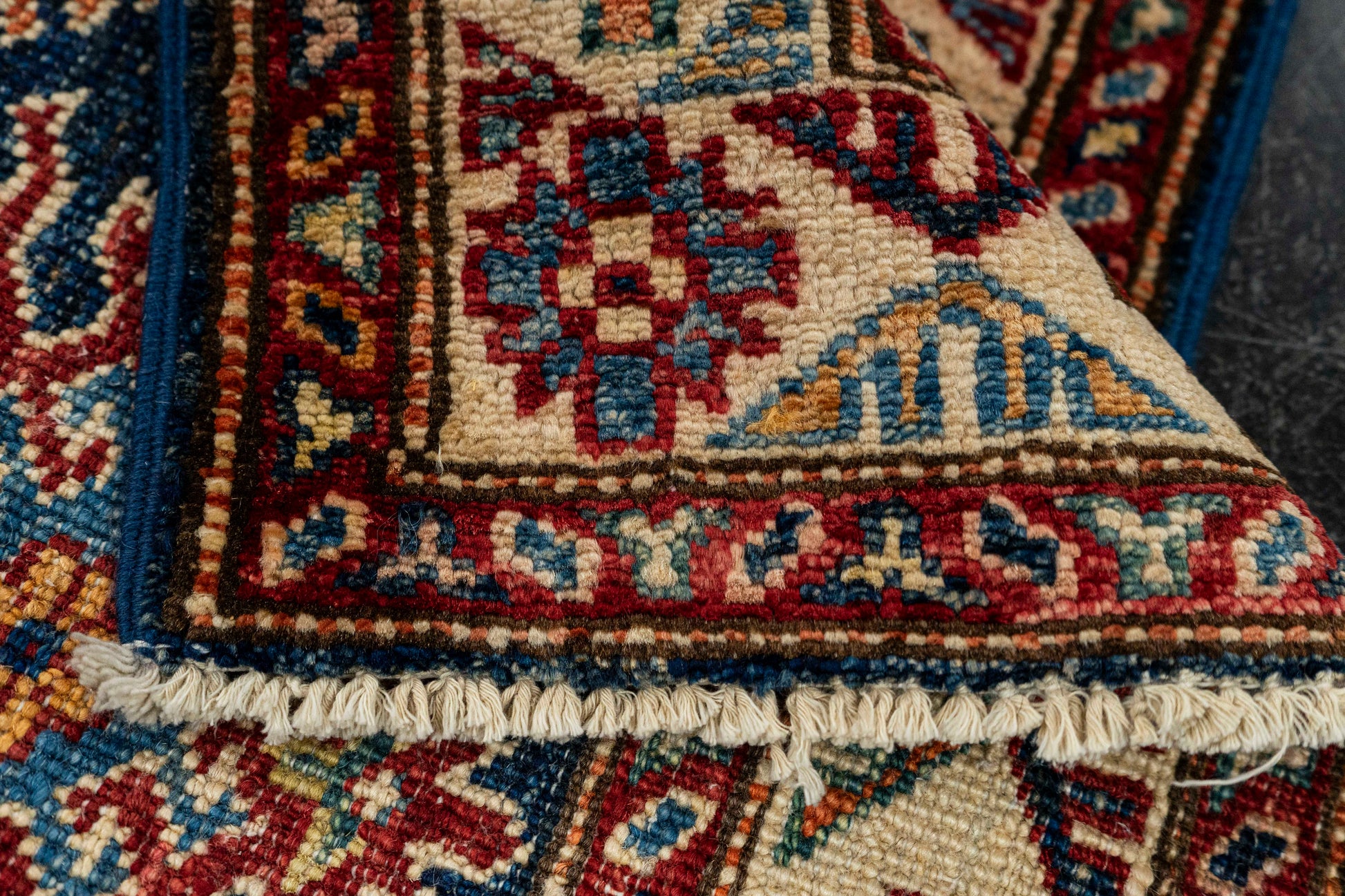Oriental Handmade Rug  2'2" x 3'3" #22887