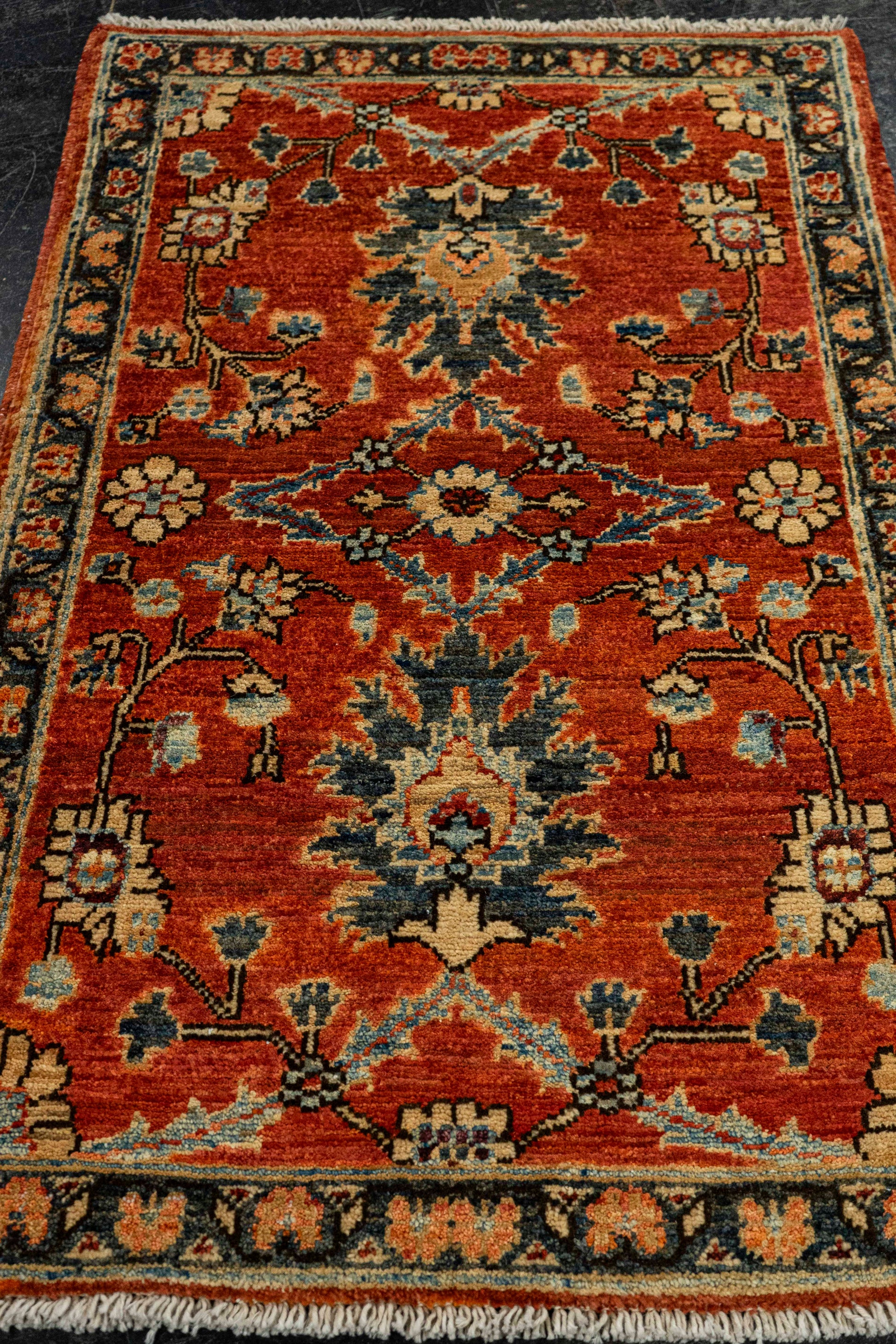Oriental Handmade Rug  2'1" x 3'3" #22818