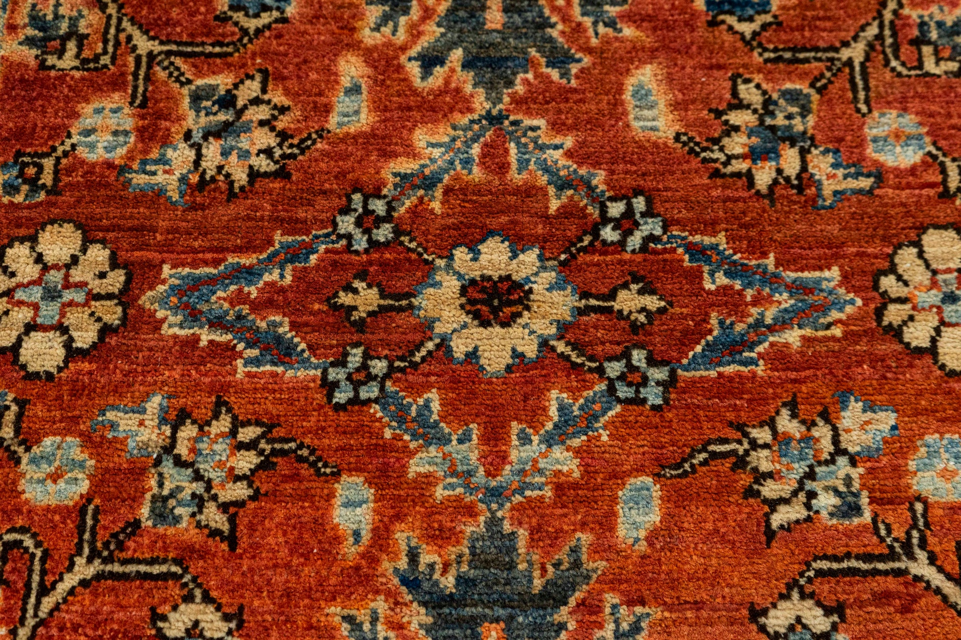 Oriental Handmade Rug  2'1" x 3'3" #22818