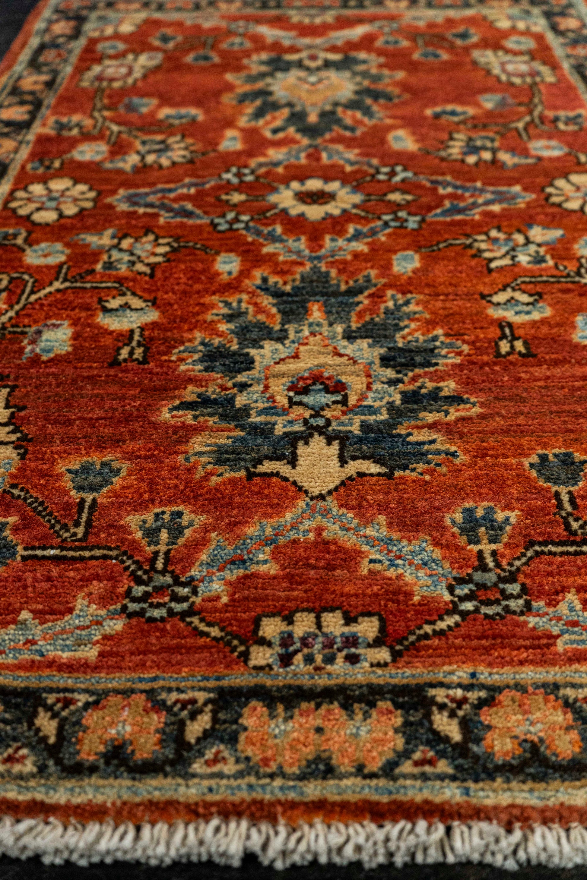 Oriental Handmade Rug  2'1" x 3'3" #22818