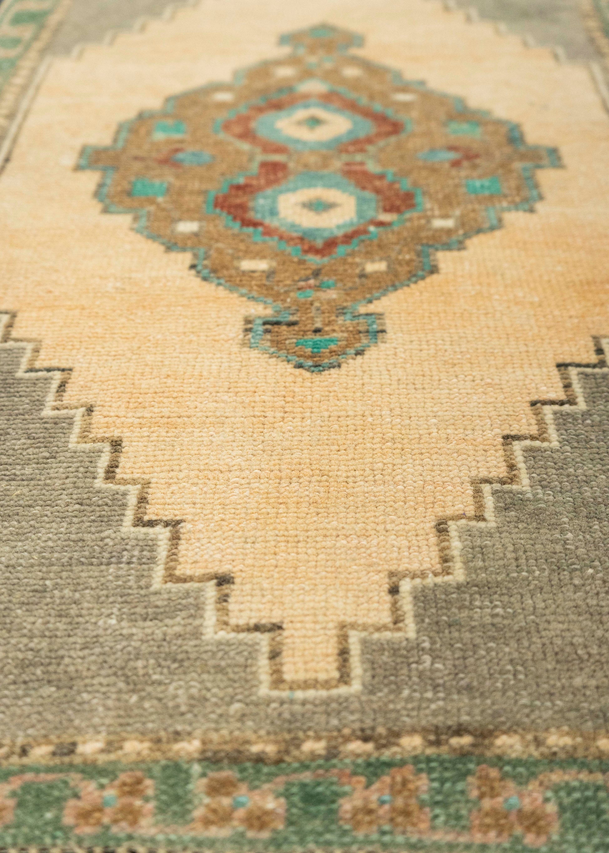 Turkish Mini Rug Oriental Hand Knotted Vintage Rug 1'7" x 2'7" #21268