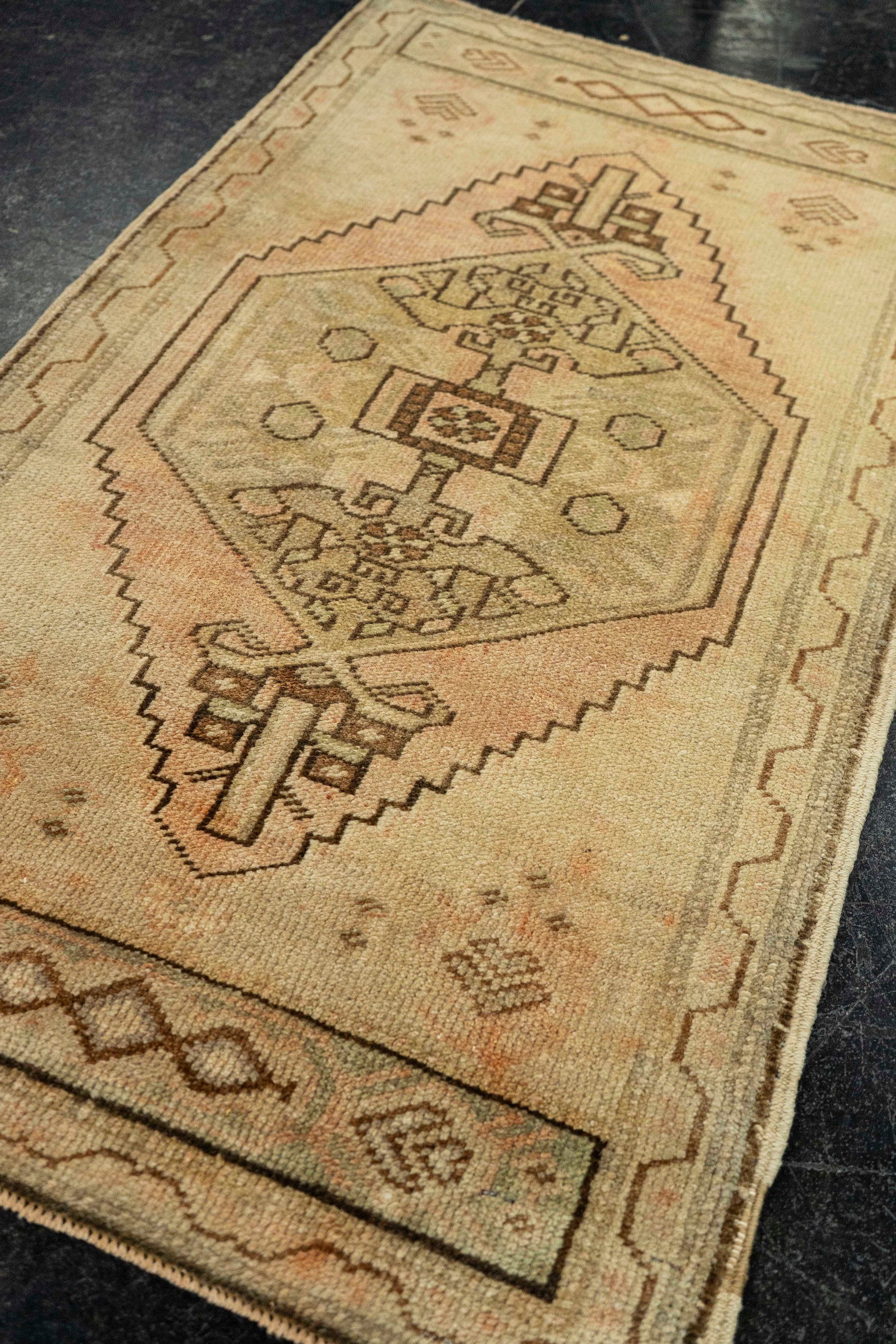 Turkish Mini Rug Oriental Hand Knotted Vintage Rug  1'9" x  3' #22008