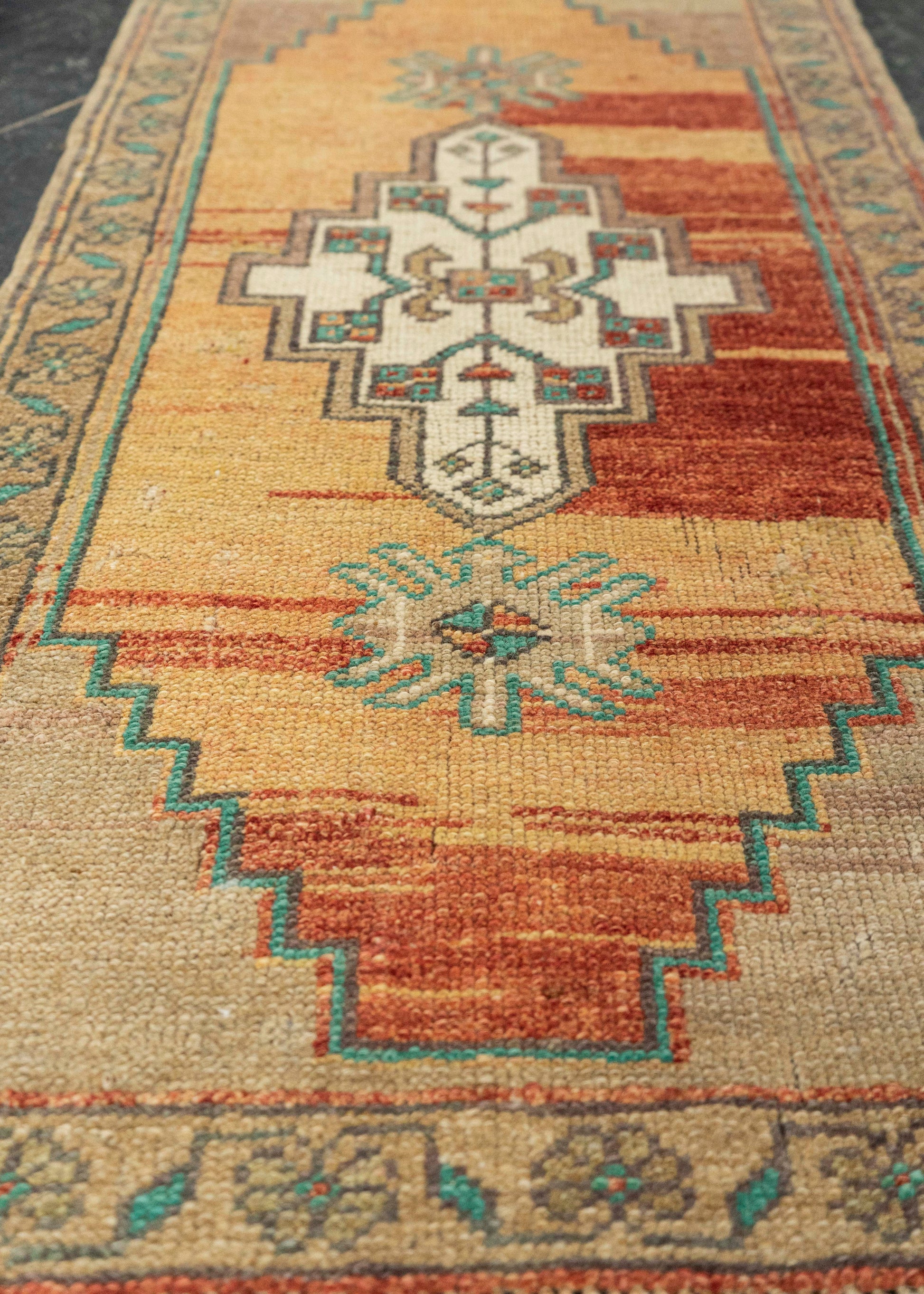 Turkish Mini Rug Oriental Hand Knotted Vintage Rug 1'8" x 3'3" #21222