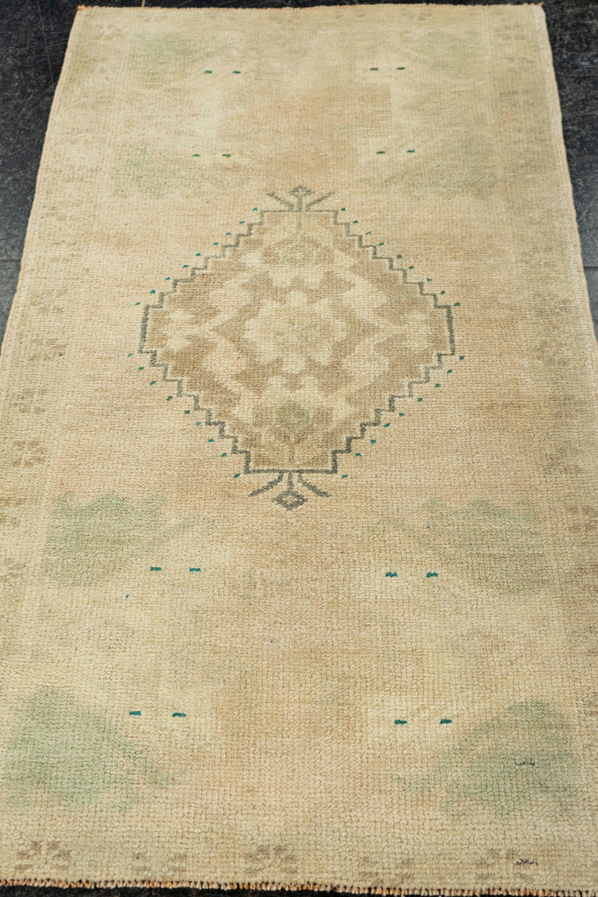 Turkish Mini Rug Oriental Hand Knotted Vintage Rug  1'6" x  2'9" #22001