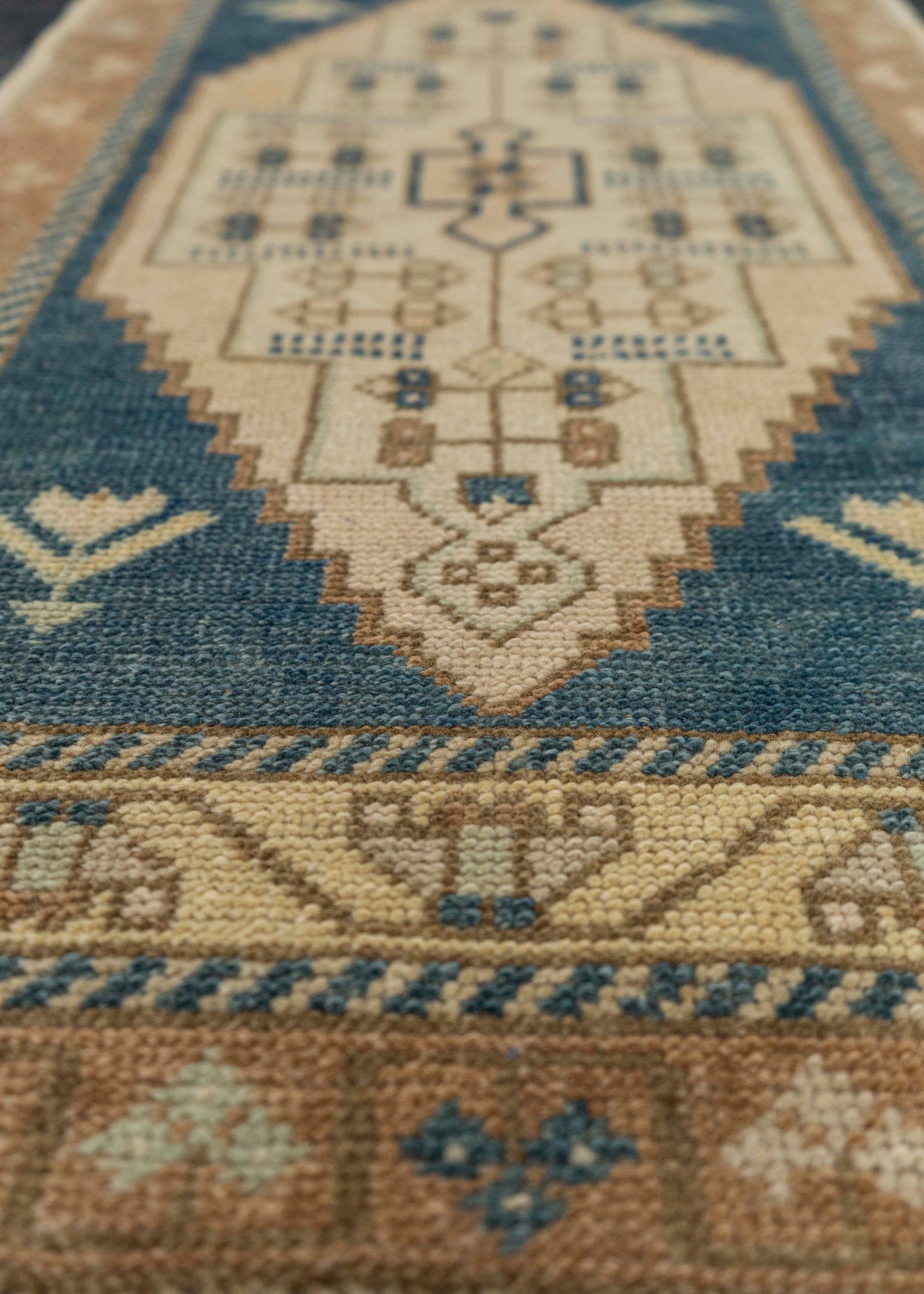 Turkish Mini Rug Oriental Hand Knotted Vintage Rug 1'9" x 3'6" #21263