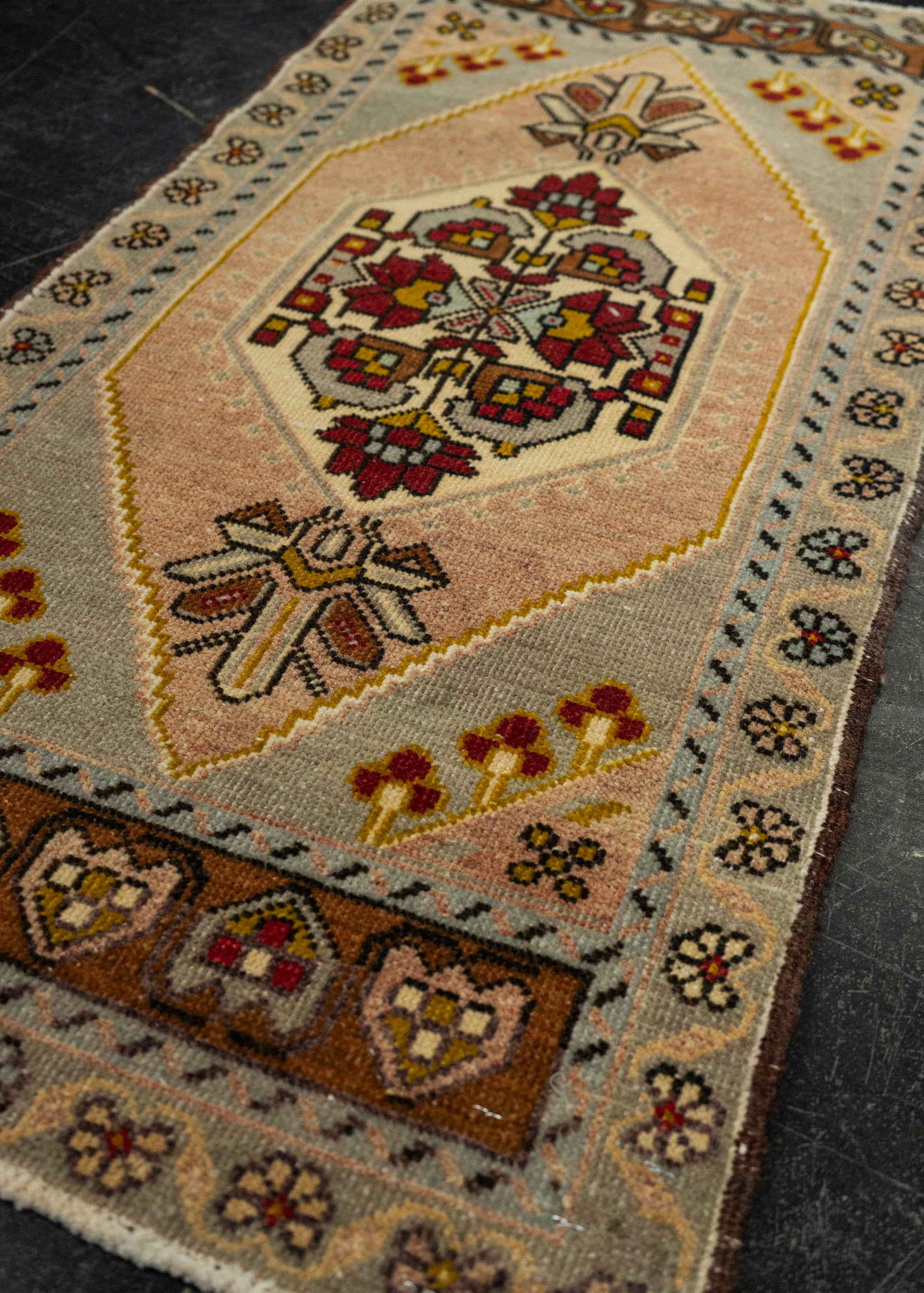 Turkish Mini Rug Oriental Hand Knotted Vintage Rug 1'8" x 3'6" #21165